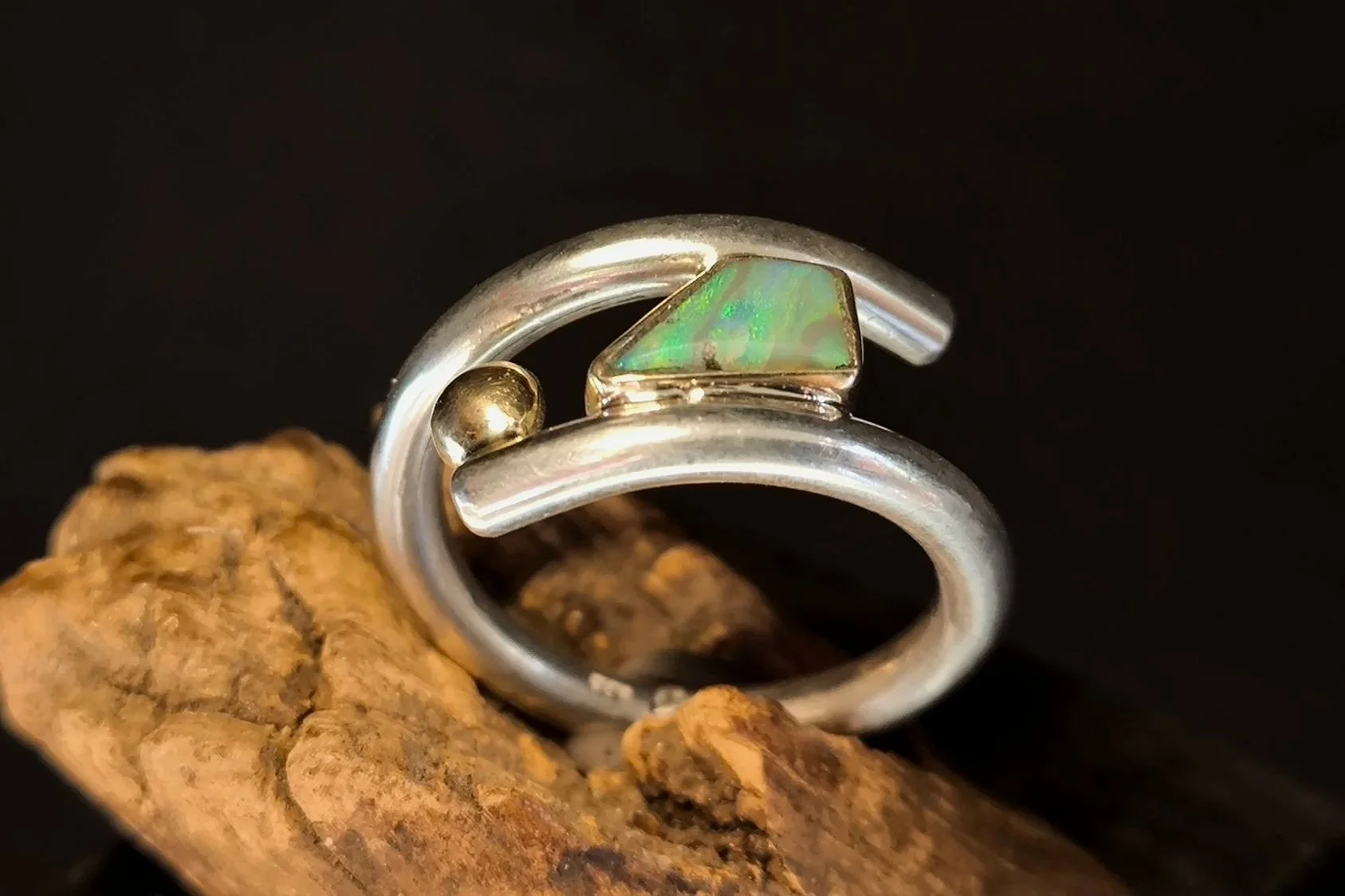 Edelopal Ring, Unikat, Durchmesser 19 mm, Gold&Silber