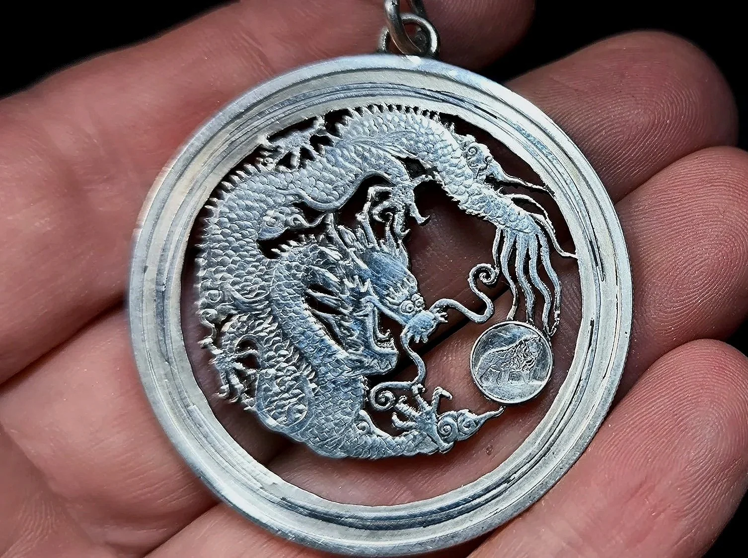 Chinesischer Drache, Silbermünze, Kettenanhänger