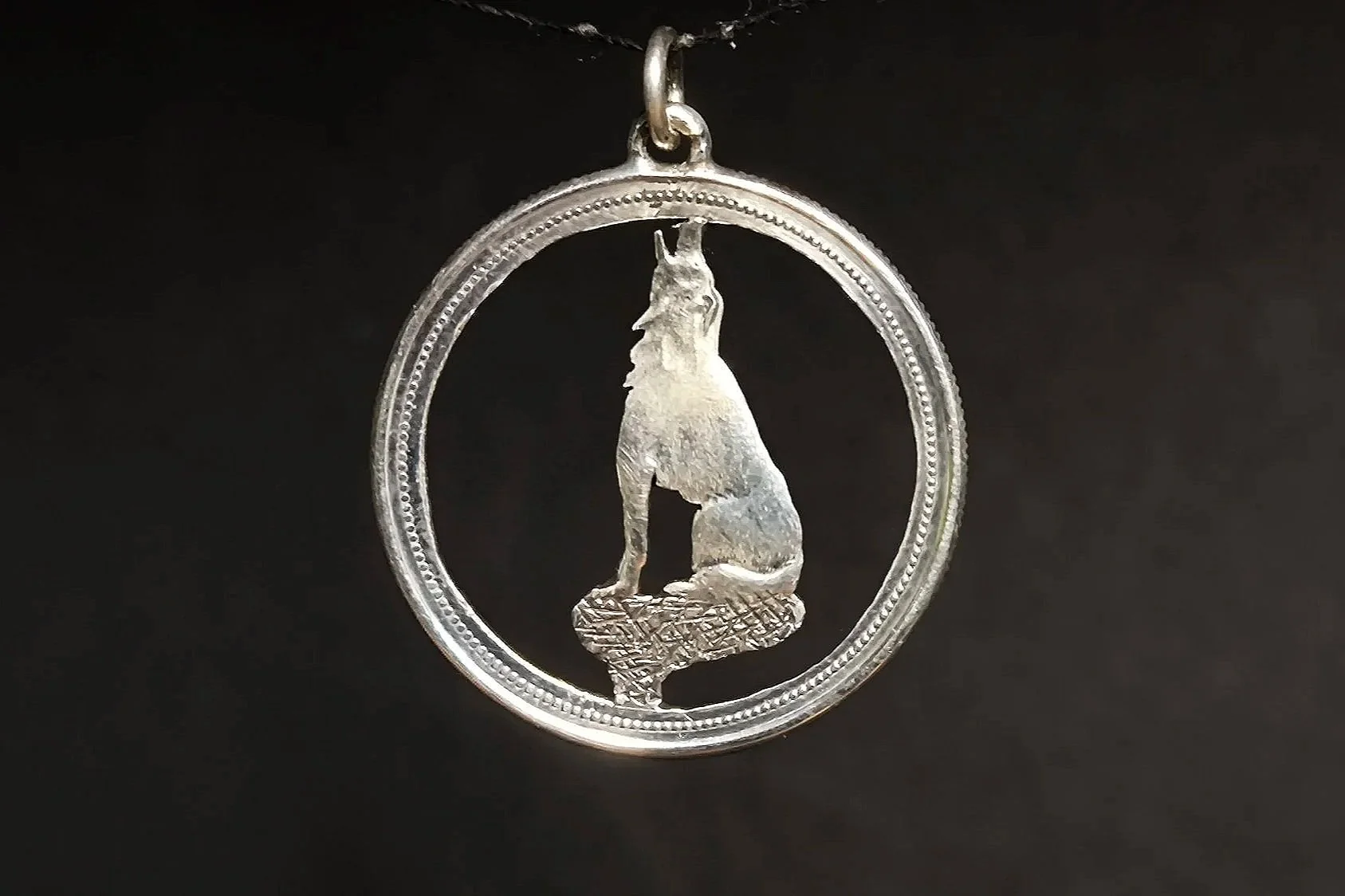 Wolf, Silberanhänger, Münzschmuck, handgesägt, Silberschmiede-Eigen-Art