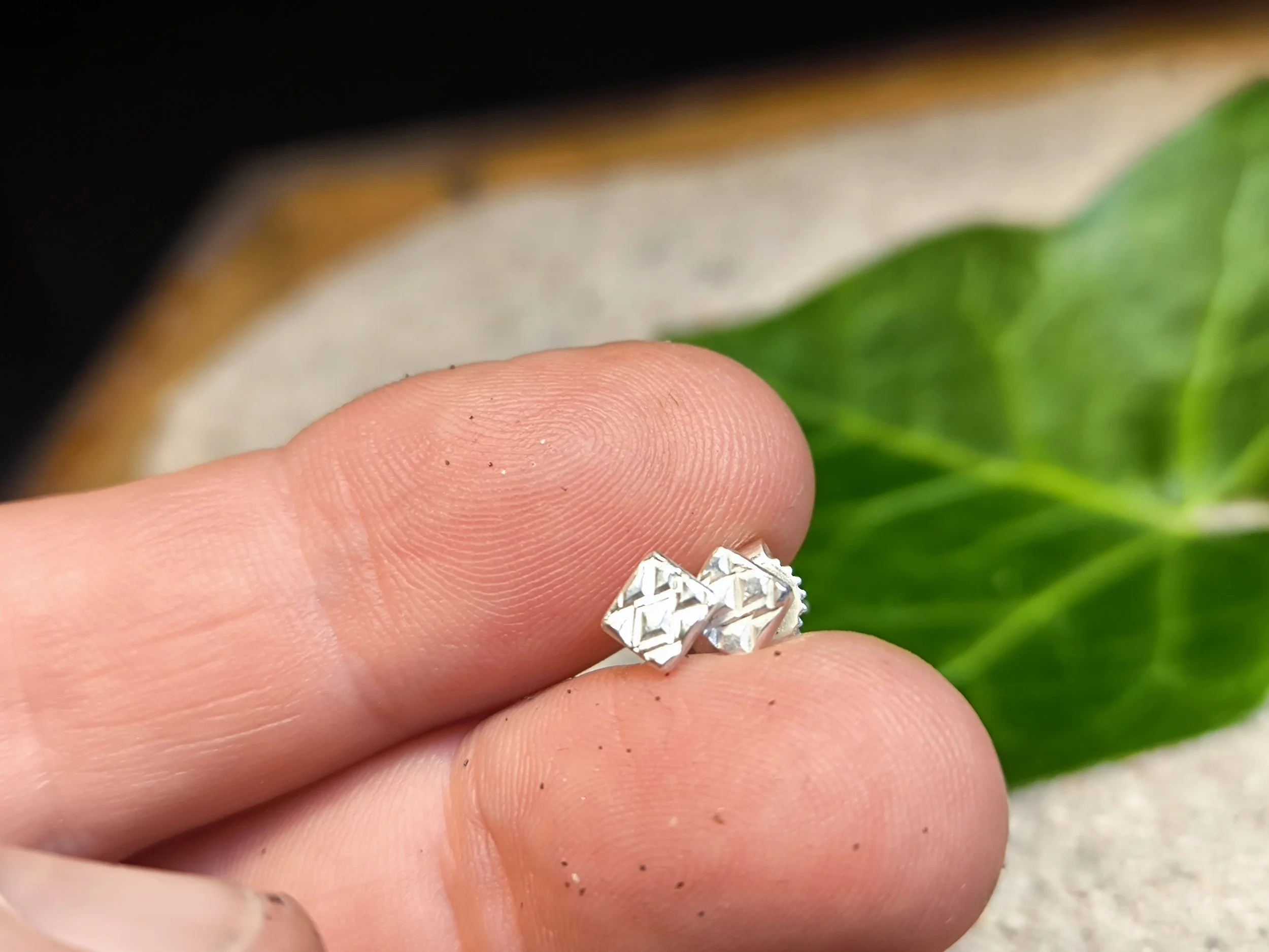 Ohrstecker Silber, 5x5 mm, handgemacht, Unikat