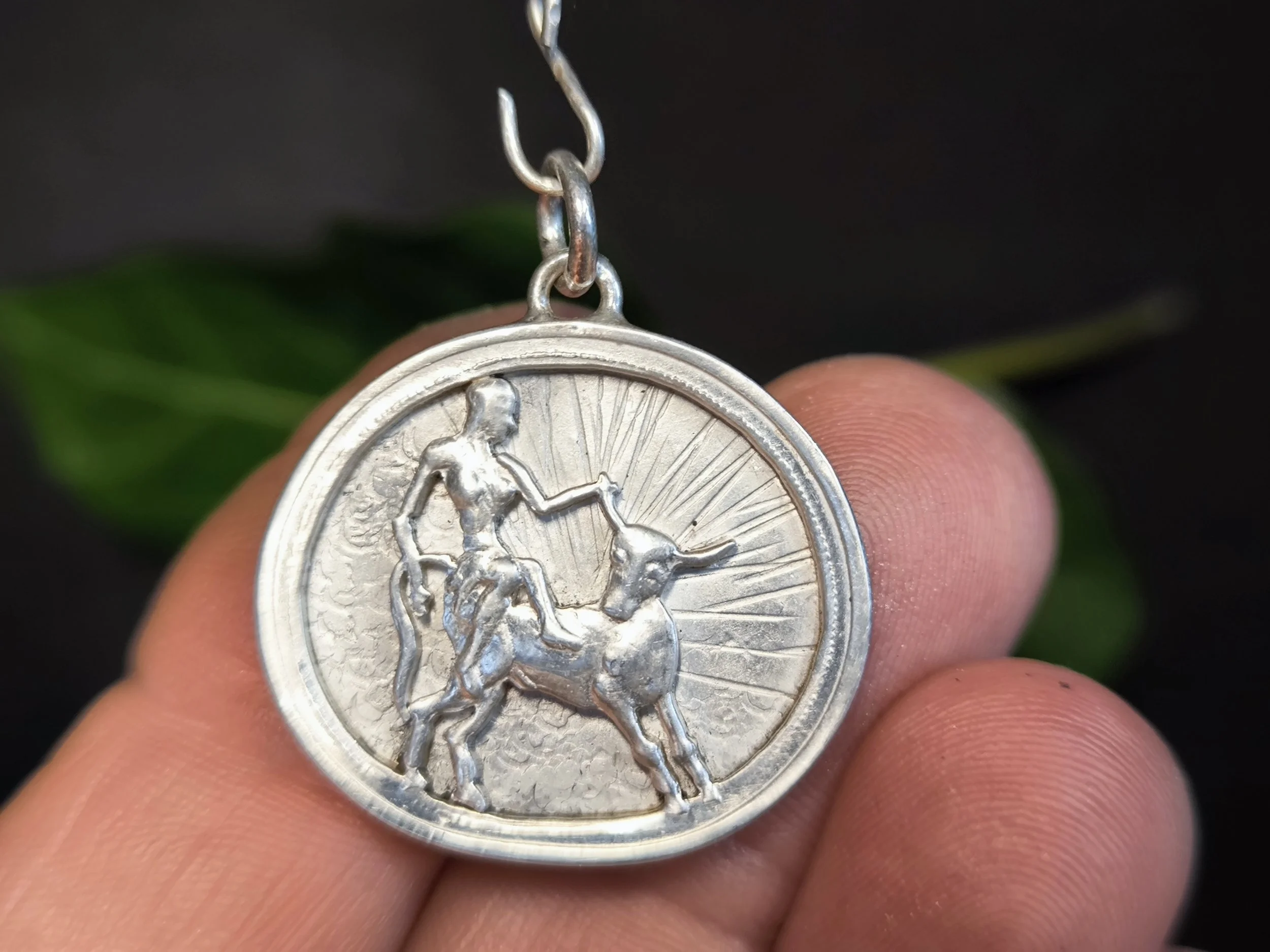 Kettenanhänger Europa, Unikat aus Silber