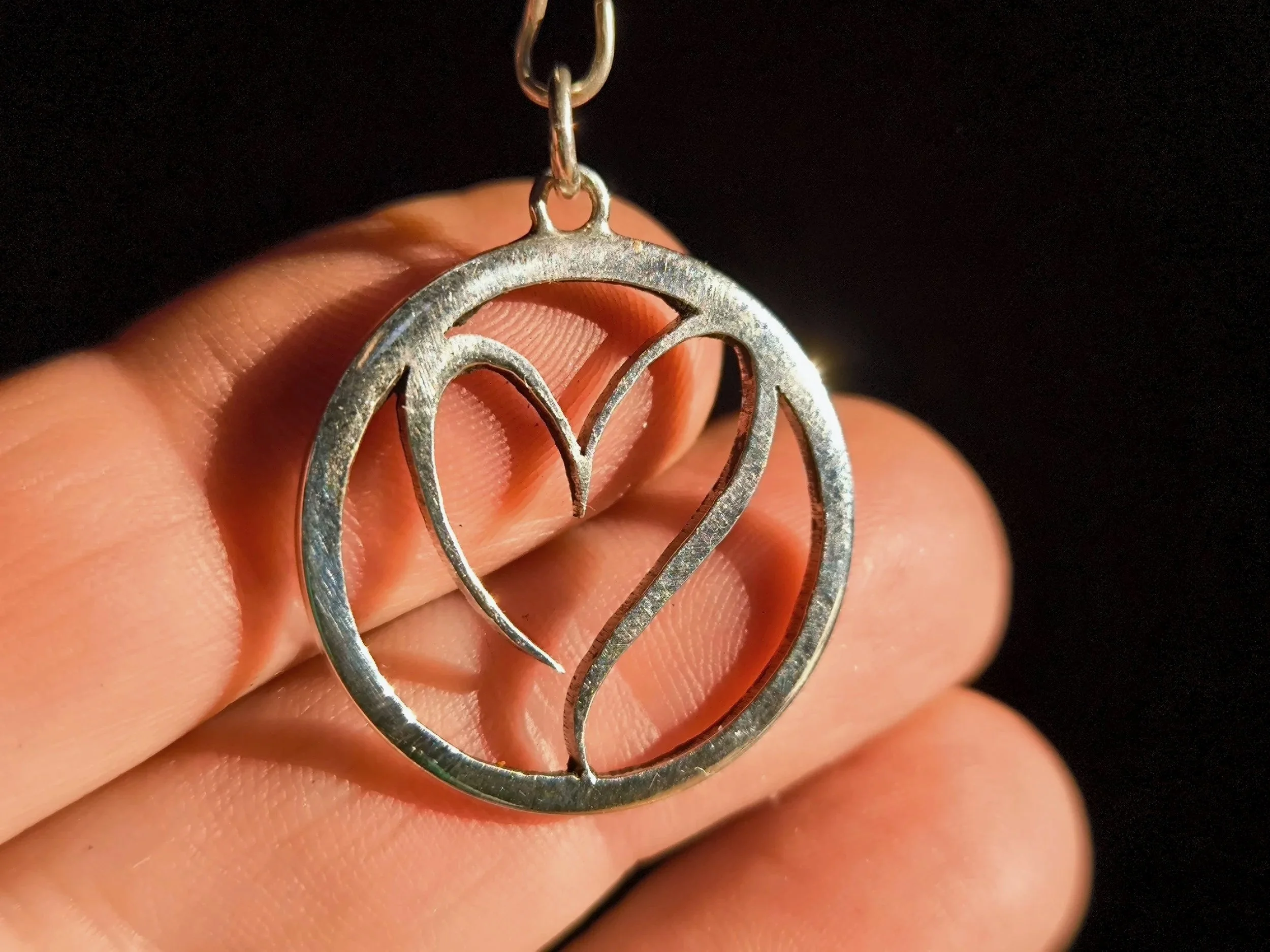 Kettenanhänger Silber Herz, Handarbeit