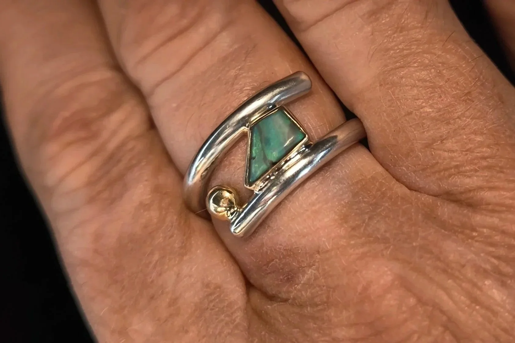Edelopal Ring, Unikat, Durchmesser 19 mm, Gold & Silber