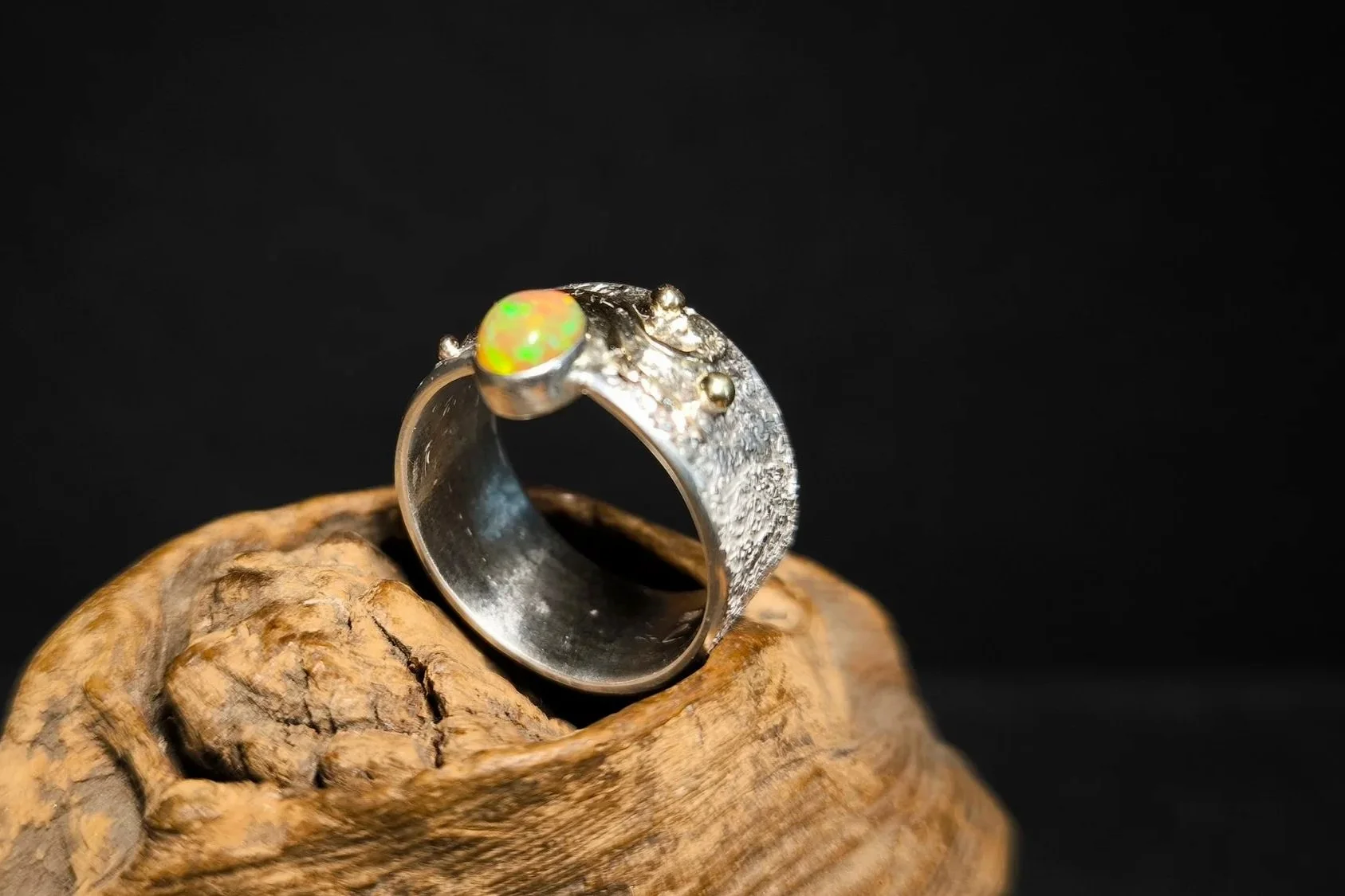 Opal Ring, Umfang 59 mm, Gold & Silber, Unikat, Silberschmiede-Eigen-Art