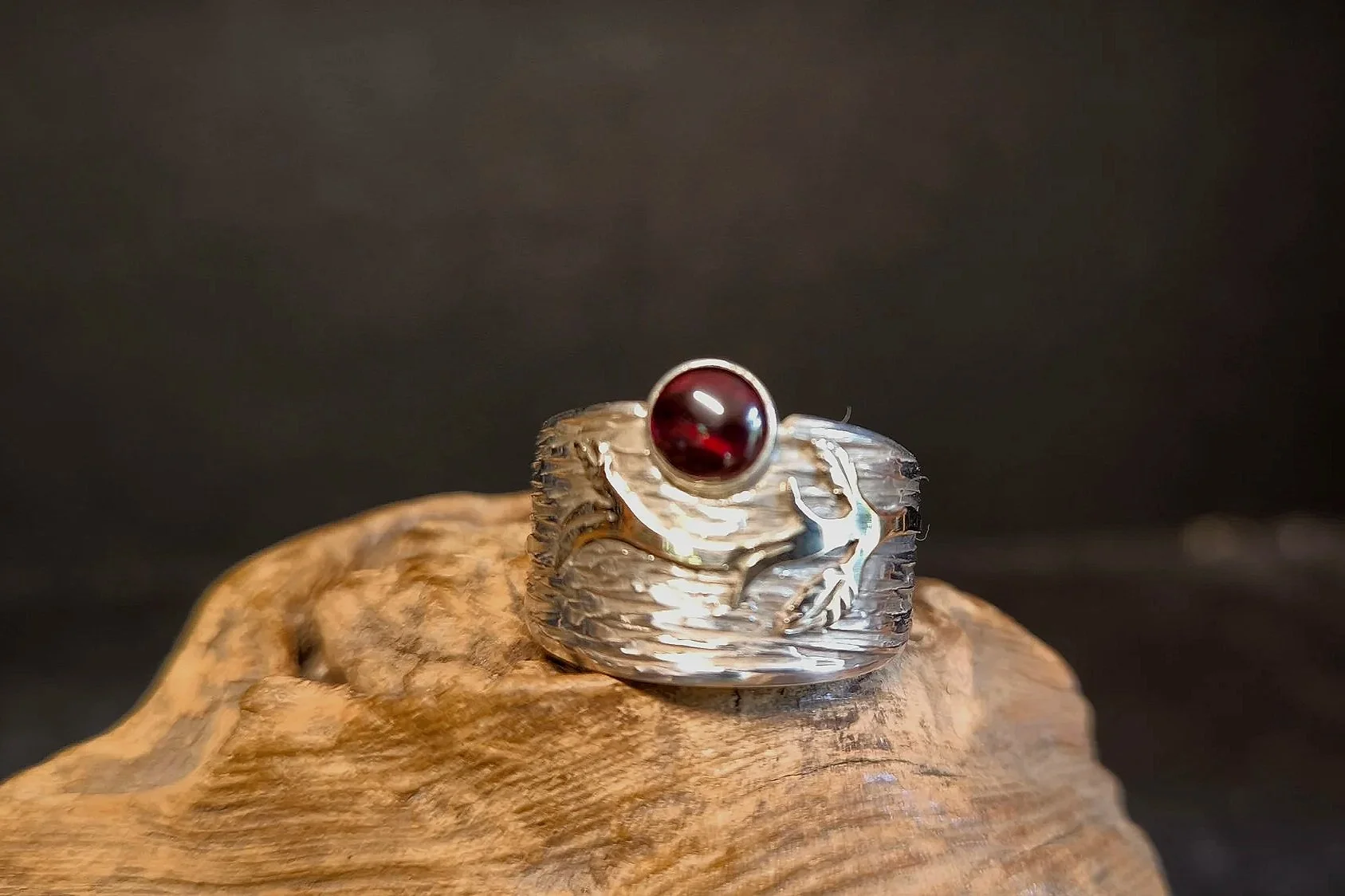 Granat Ring, Gold und Silber, Unikat, handgemacht, Silberschmiede-Eigen-Art