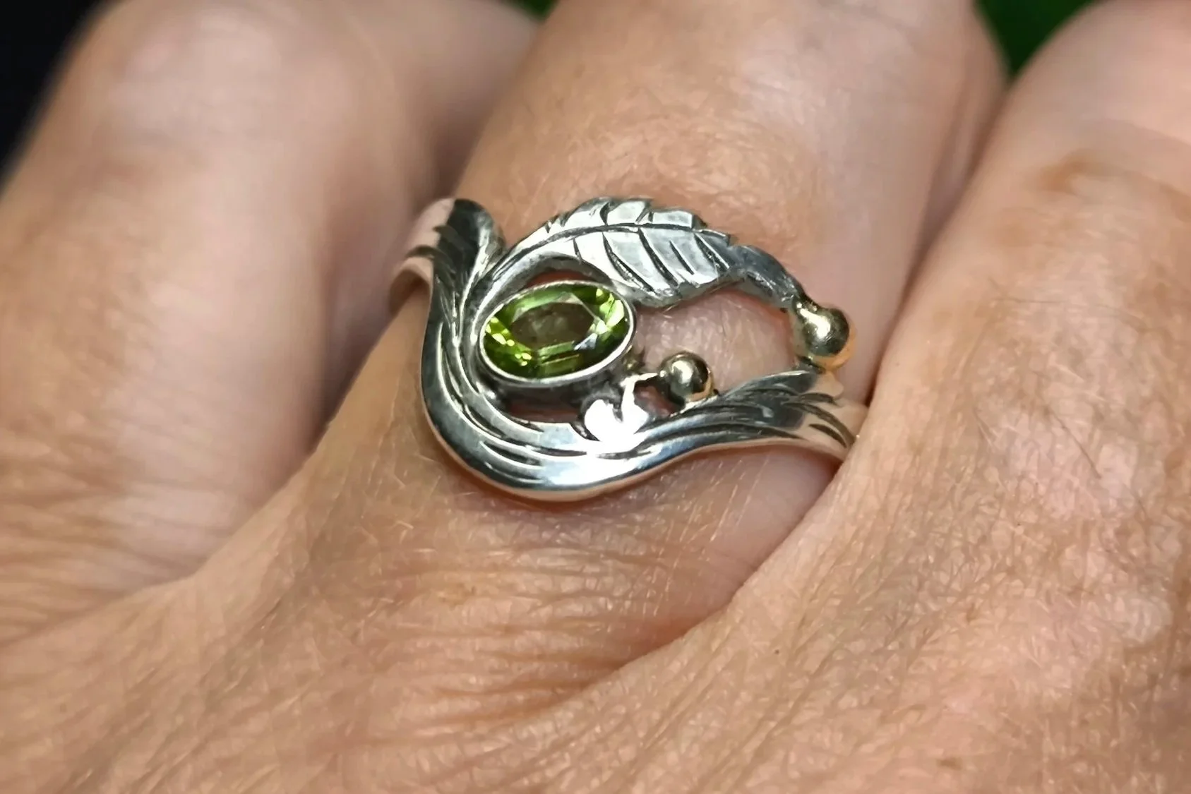 Silberring mit Peridot, Durchmesser 19 mm, Unikat (Kopie)