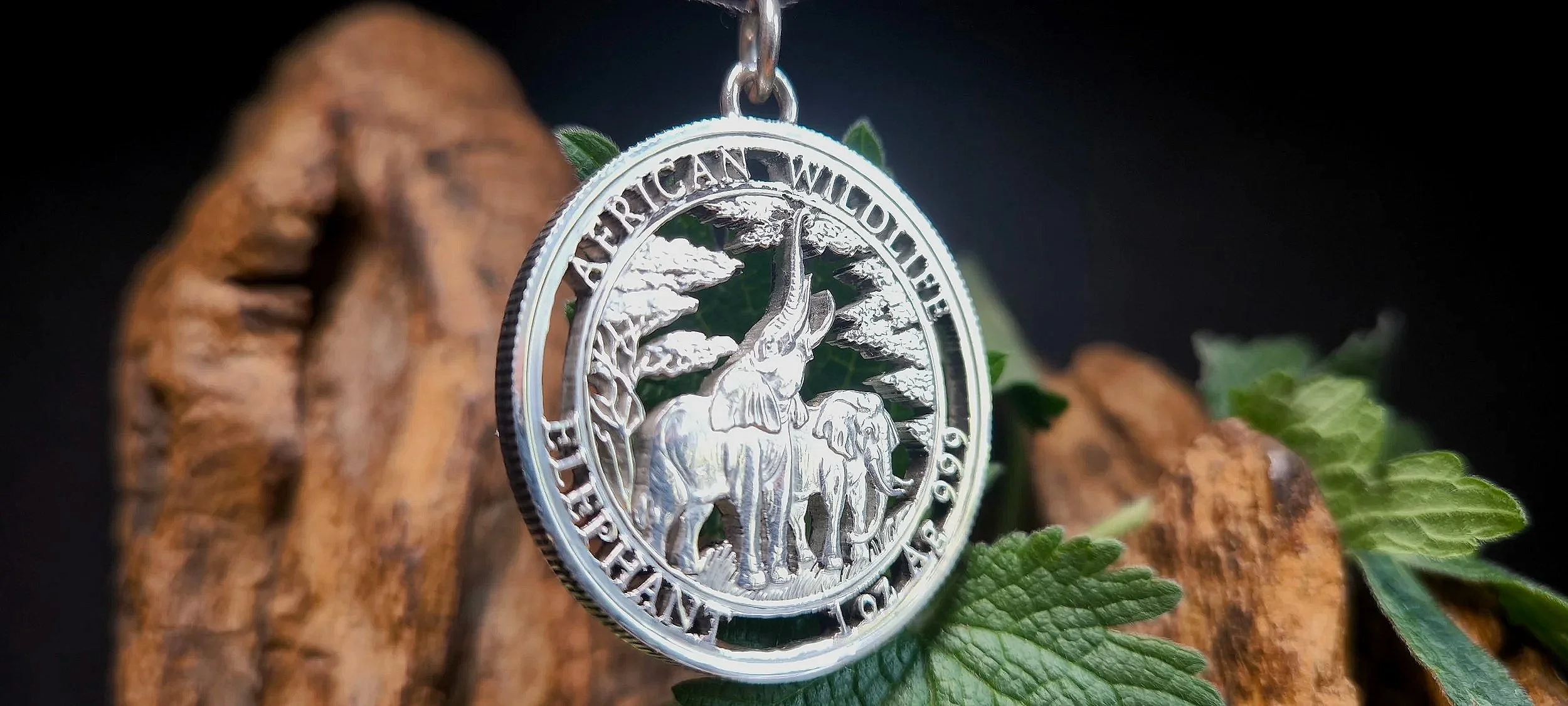 Münzschmuck, Elefant,  Münze als Kettenanhänger, Silberschmiede-Eigen-Art