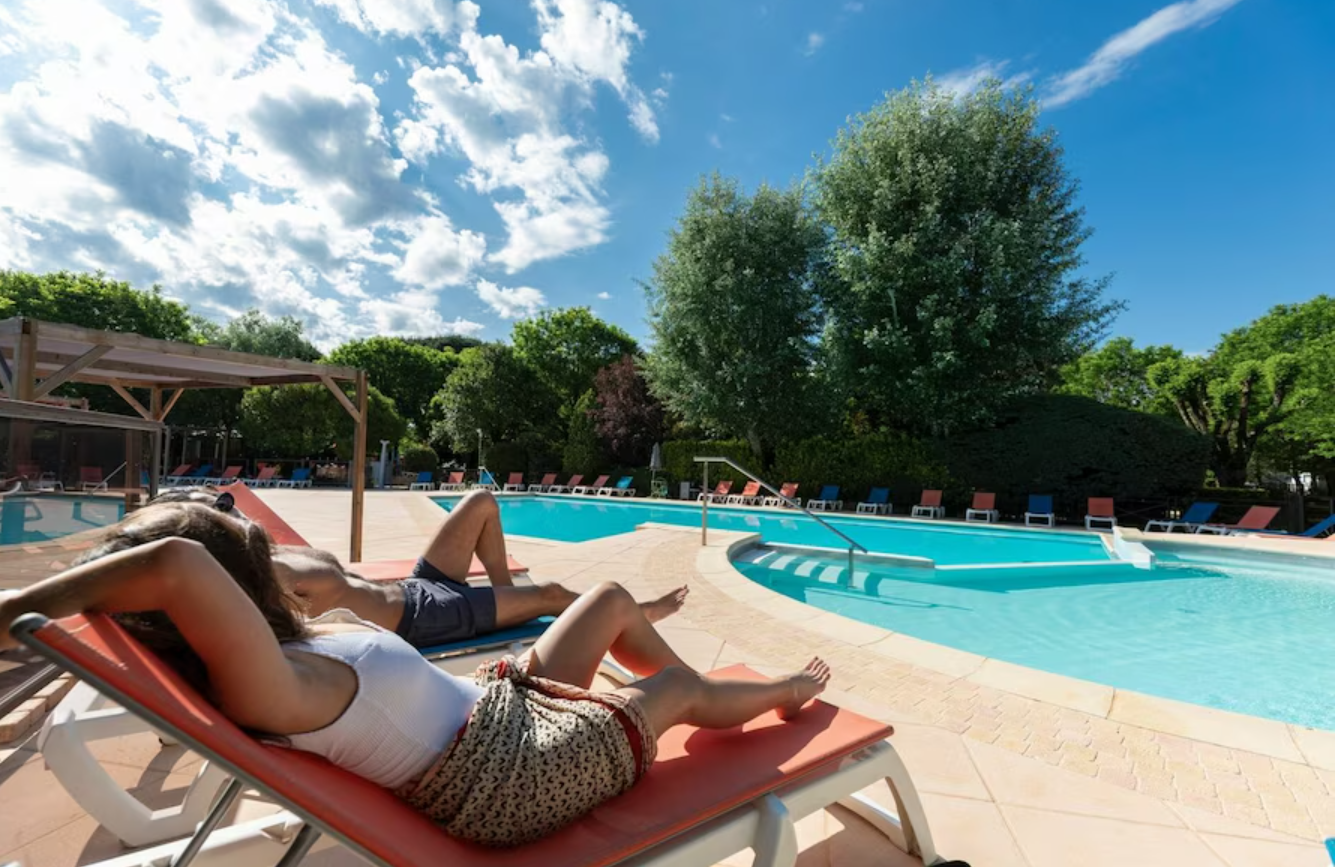 Camping Sandaya La Roubine zwembad.png