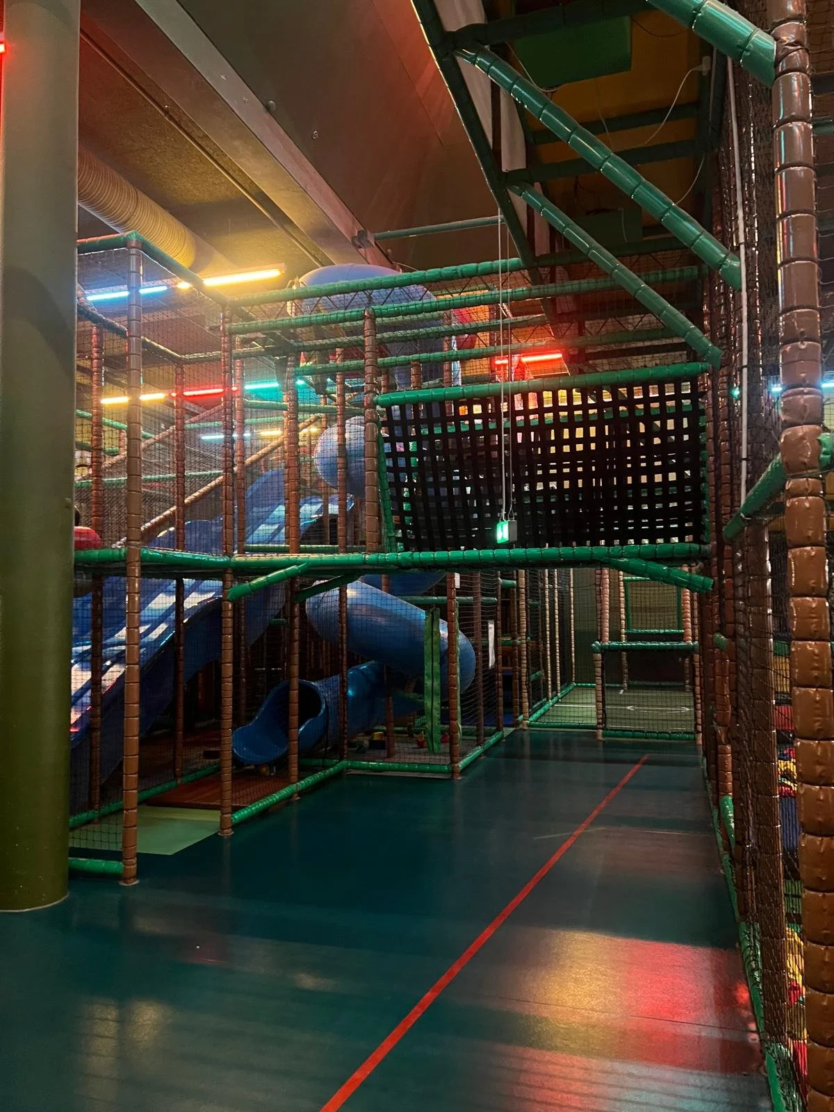 lalandia indoor speeltuin.jpeg