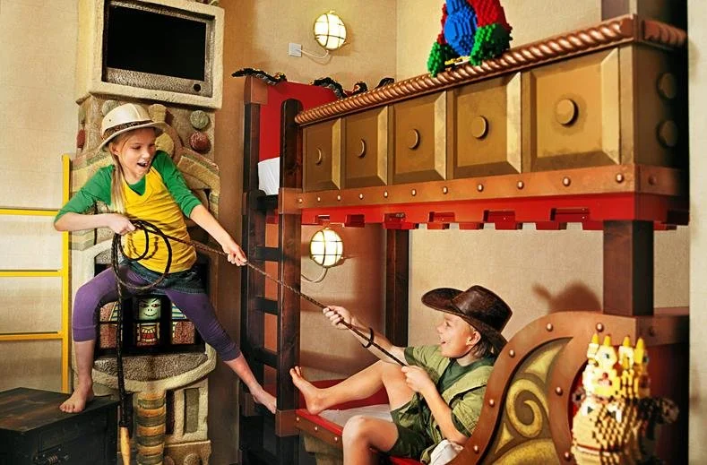 Lego hotel2.jpg