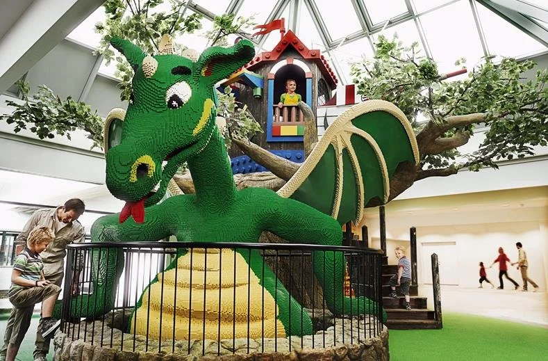 Legohotel.jpg