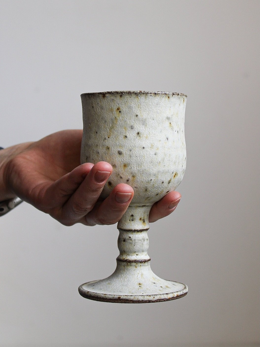 I was going through old photos and found these goblets I made in 2024. It's one of those things you put on your list but never get around to. I wish I could find more time to explore and experiment.

#pottery #ceramics #goblet #art #handmade