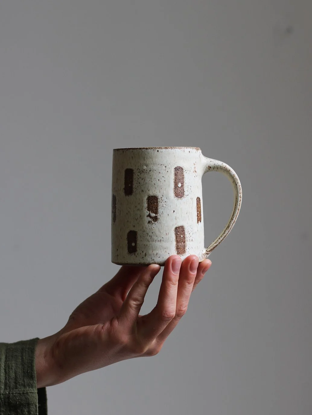 Tall Patterned mug Minus