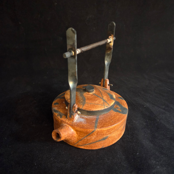 teapot with steel.png