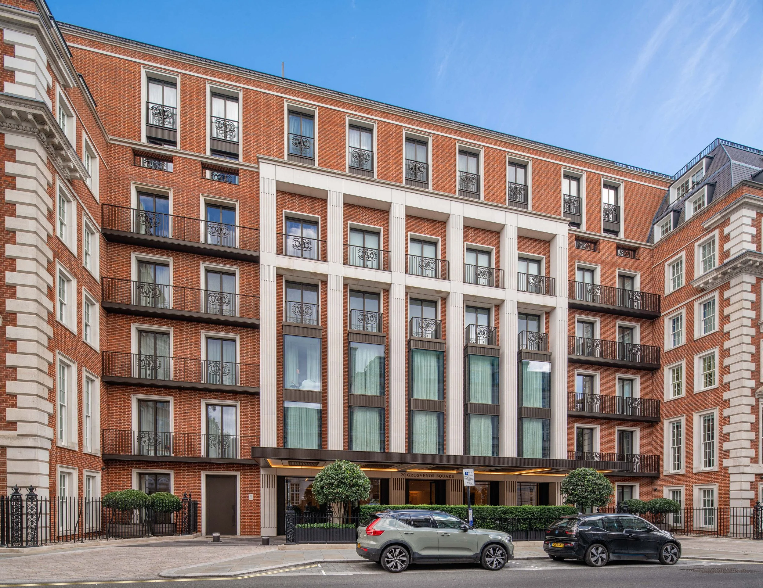 Grosvenor Sq_001.jpg