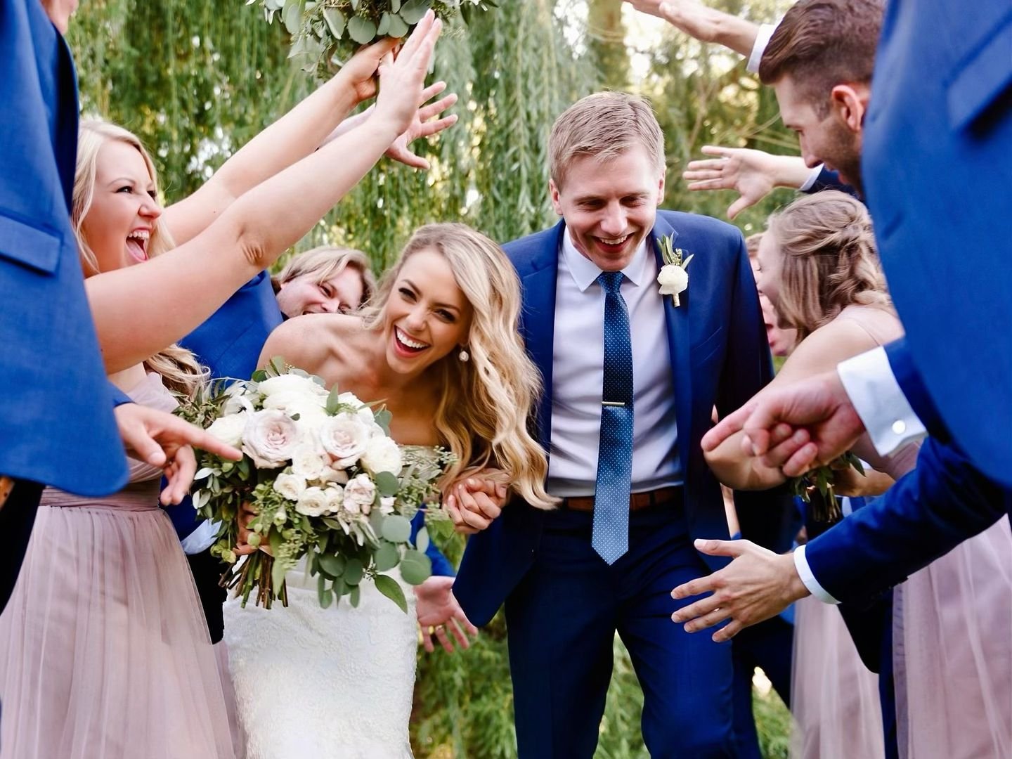 Hanging with your besties and looking like a million bucks. 10/10 would recommend. ⭐️

#tampaweddingphotographer #floridaweddings #engagedtampa #tampabay #weddinginspiration #outdoorwedding #floridaweddingphotographer
