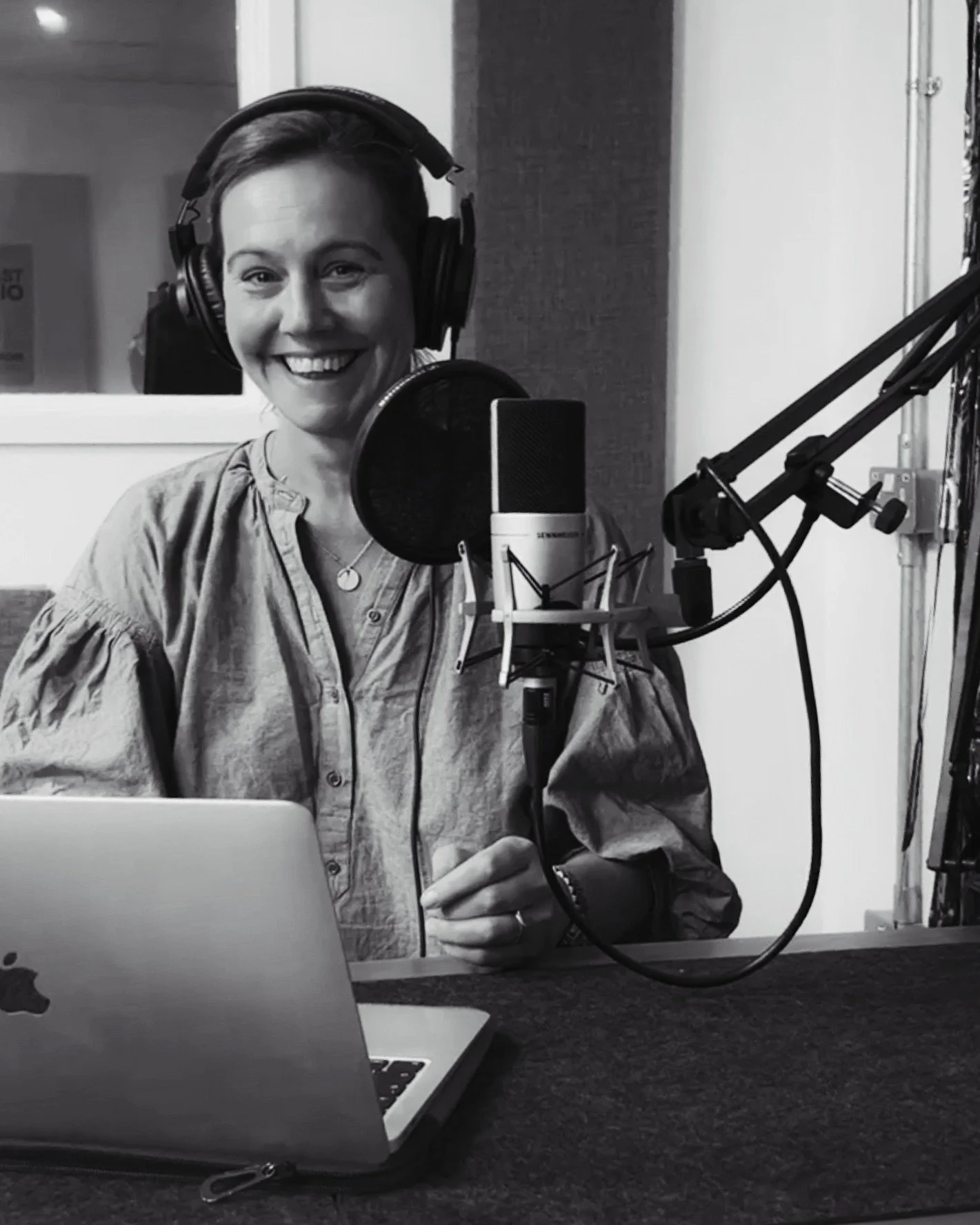 🎉 Happy Birthday to our amazing producer, @julesinfrome!

What would we do without you? ❤️

We&rsquo;ve been hard at work behind the scenes recording our first season of SISTALAND Sessions🎙️, and it&rsquo;s going to be epic! Get ready for all the r