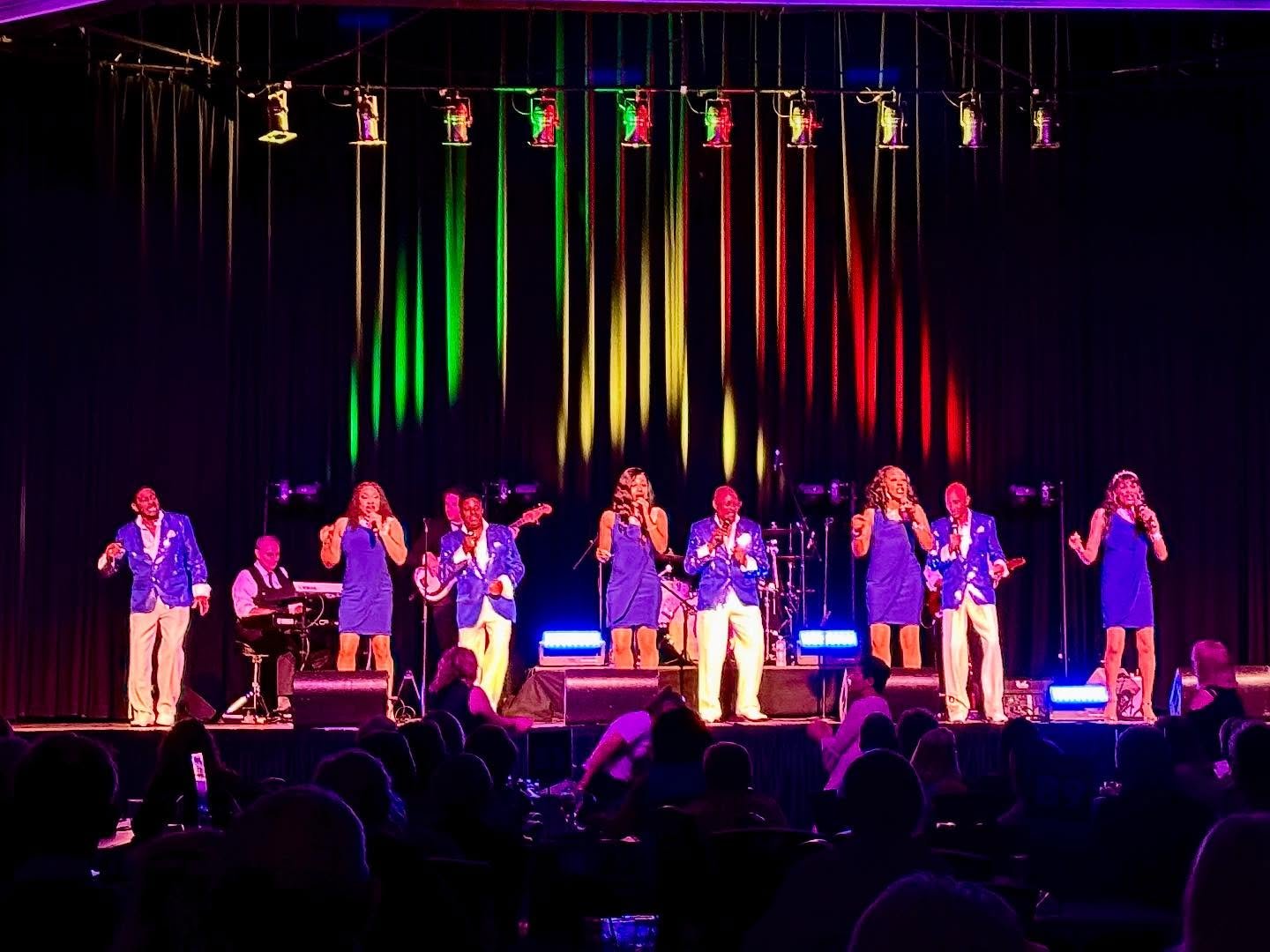 The brilliant crew from &ldquo;Songs in the Key of Motown&rdquo; @abstracttouring came through @panthers.portmacquarie last week. They&rsquo;re the real deal 🪩