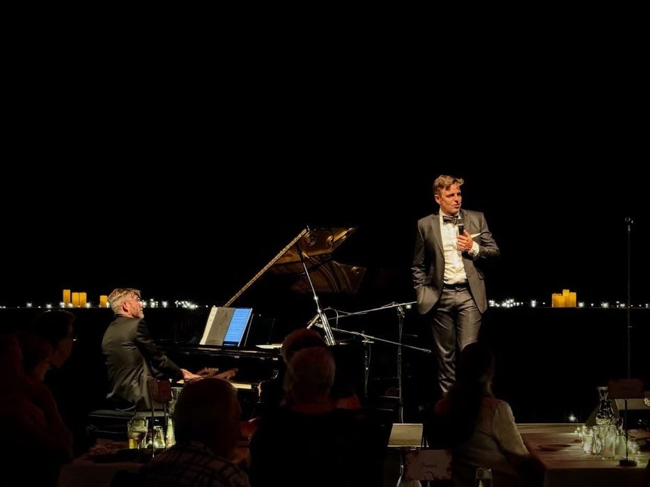 Love was in the air at @panthers.portmacquarie on Valentine&rsquo;s Day with @timmaddren and @briancousins.music, bringing an intimate Jazz club vibe to the auditorium 💕 💖 💕