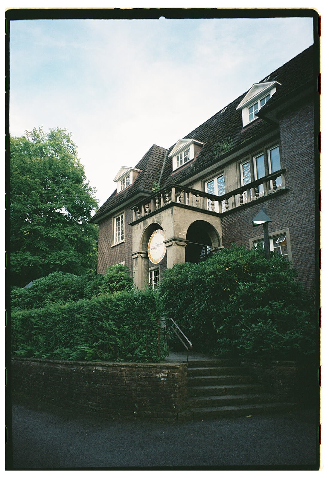 modern wedding photography combining digital and film.jpg