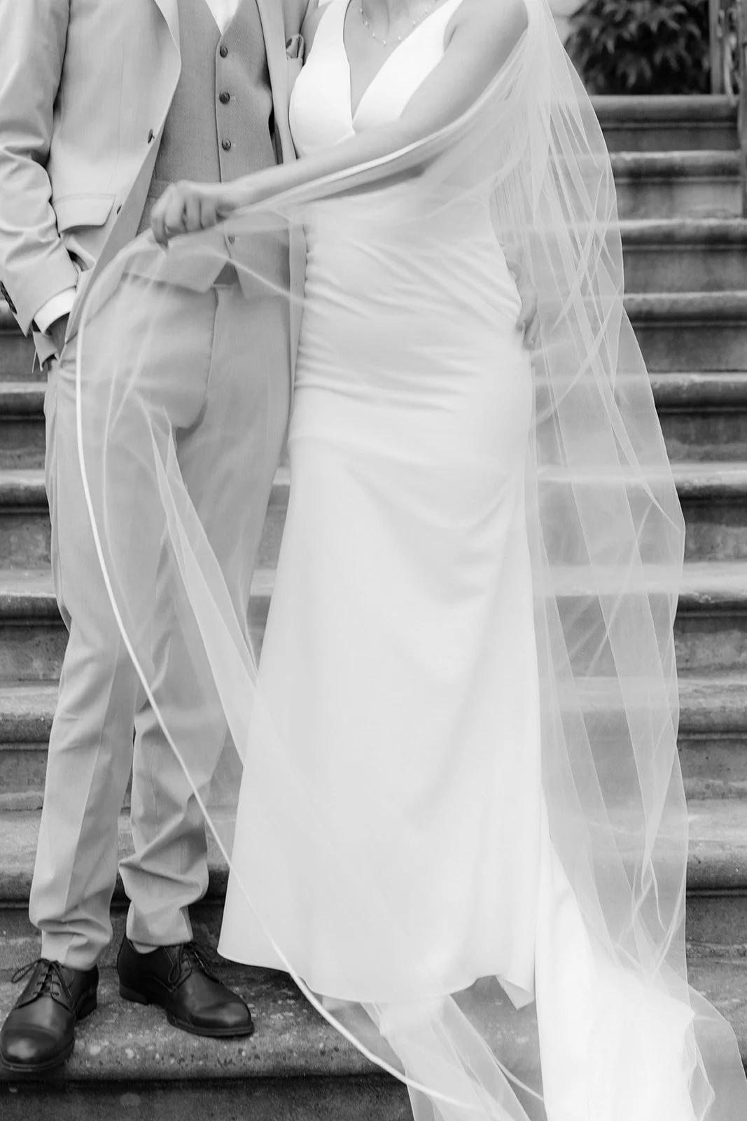 modern digital wedding photography couple portrait in natural light.jpg