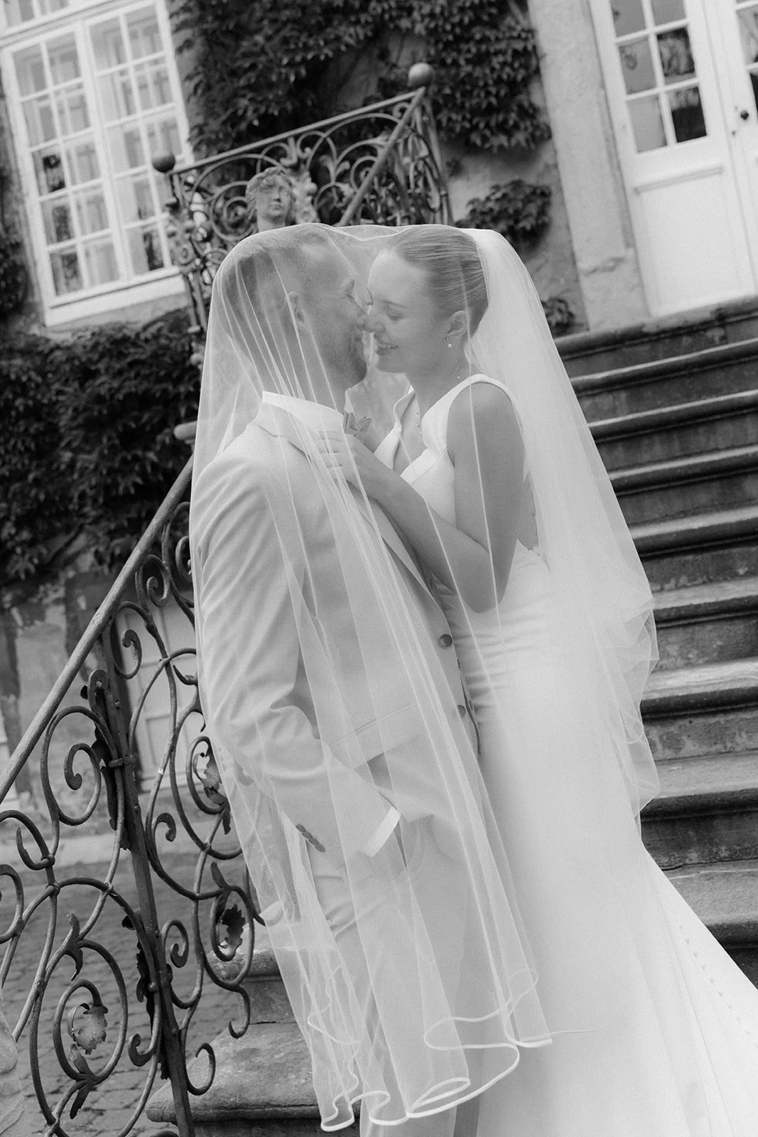 modern digital wedding photography couple portrait in natural light.jpg
