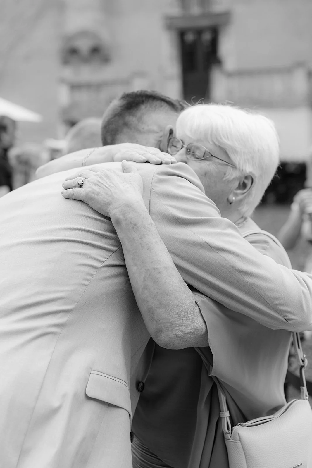 modern wedding photography capturing real moments between guests.jpg