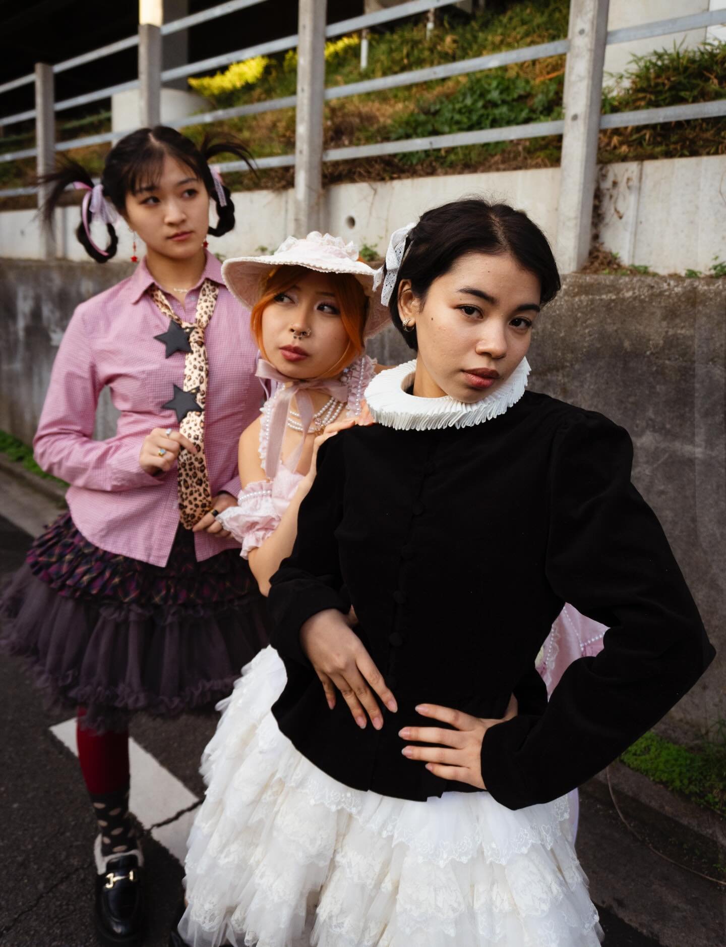 PARADISE KISS 🪽

photos: @amy_kami 
executive creative direction: @jamzdiaryyy &amp; @daphnerbryant 
on-site creative direction &amp; location scouting: @amy_kami &amp; @_kyokoitoh_ 
modeled by: @malykaa.a @_kyokoitoh_ @aimiikim 
styling: @hana.micw