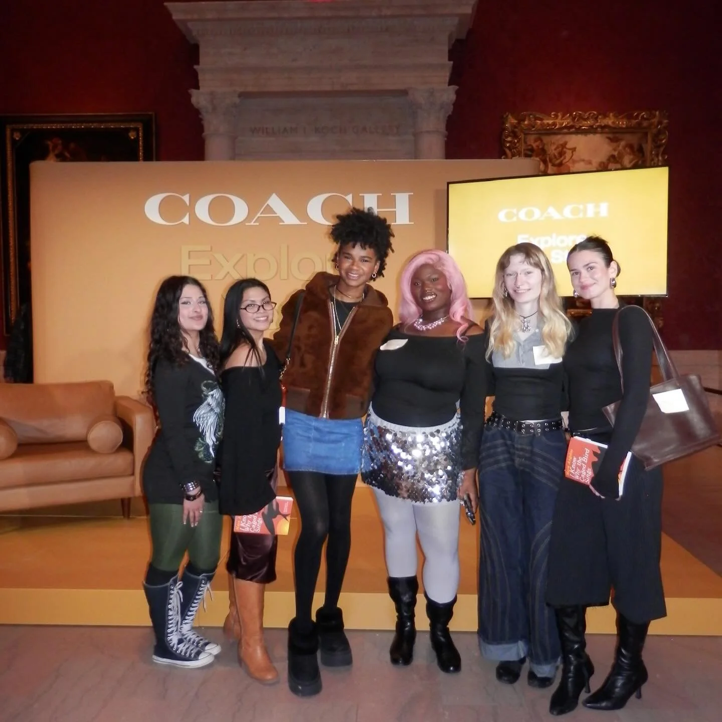 🖤📚 DWG got to send our staff &amp; interns on such a special excursion to @mfaboston ! it was an absolute pleasure to hear from @iammarleydias (who used to be a reader for dreamworldgirl🙈 hiii queen) &amp; @stormreid <3 learning about their jou