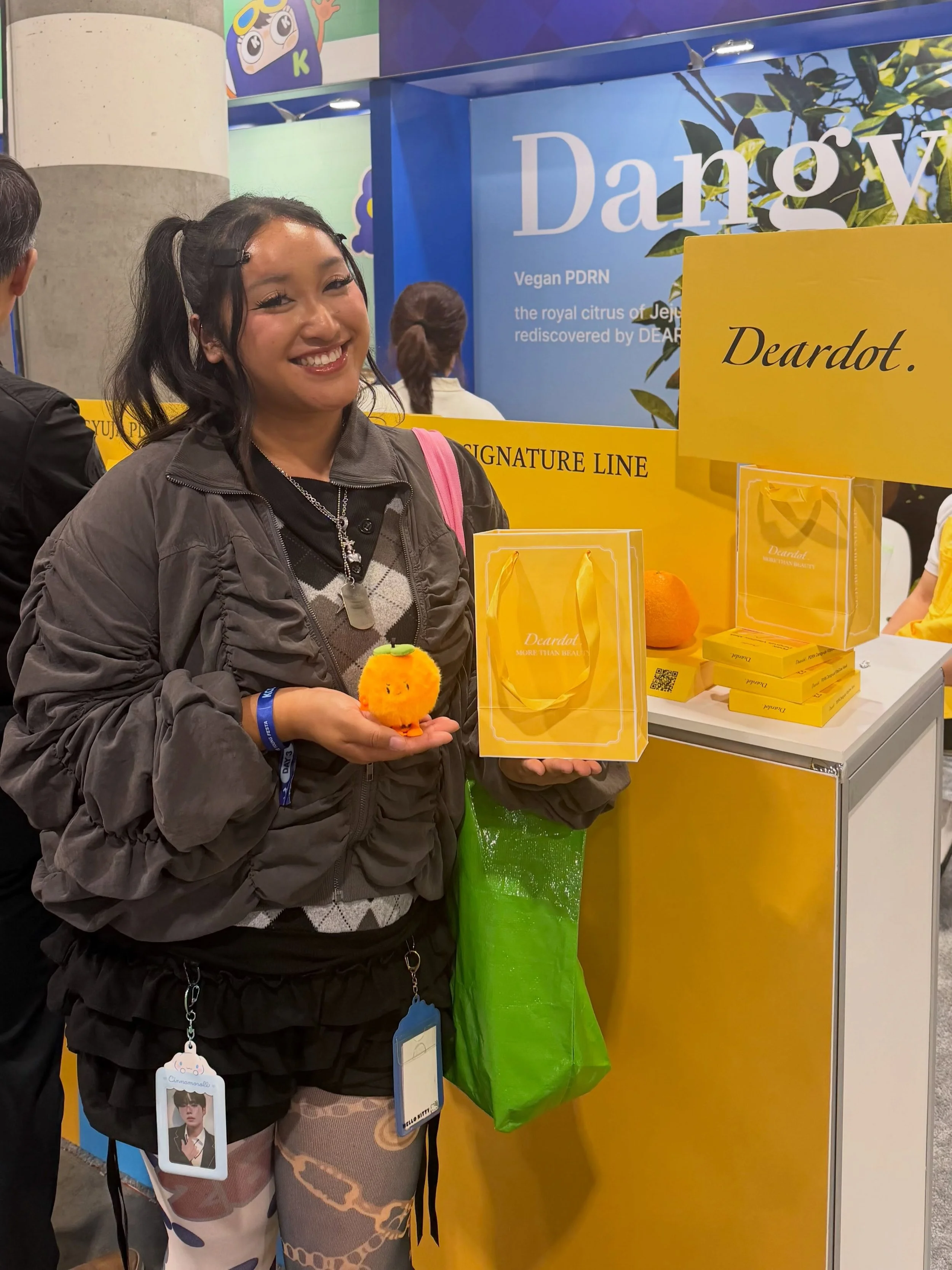 thank you @deardot_official for the best gift ever, we can&rsquo;t wait to try everything out 💛💛 that&rsquo;s a wrap on KCON LA 2026 x

#kcon #dreamworldgirlzine #deardot