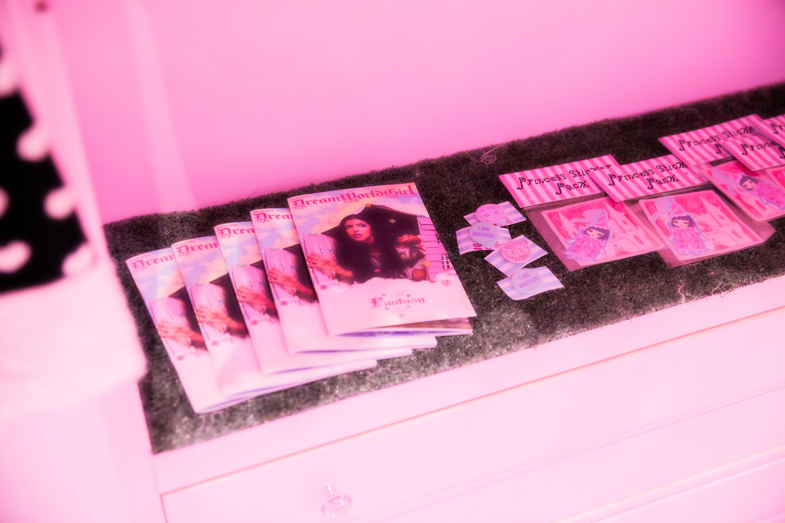 DreamgirlZine_.jpg