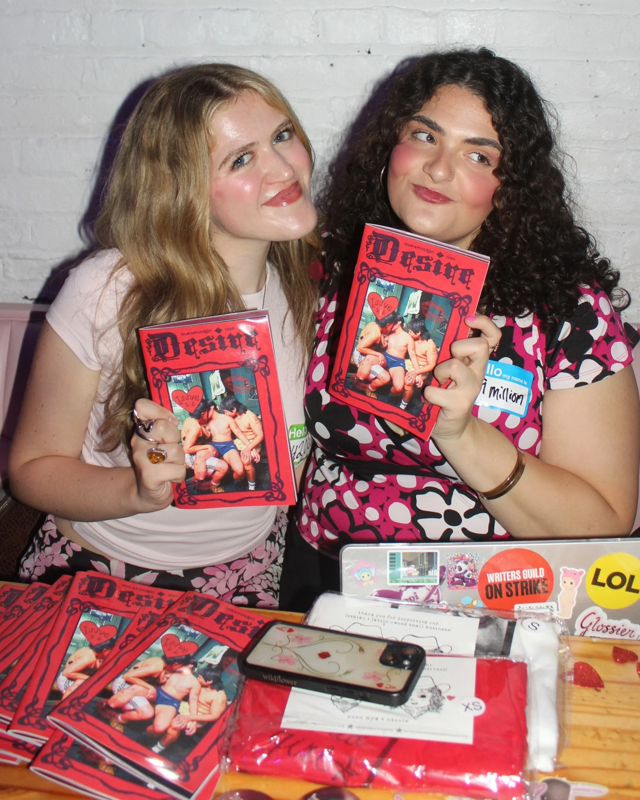 our first zine launch party in new york! thank you to @queerheartsdesire for collaborating with us, @bushdykebar for hosting us, @valess_na for these amazing photos and to all of YOUUU for showing up 😍 you&rsquo;re the best &amp; we can&rsquo;t wait