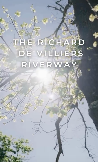 RichardWalkway.png