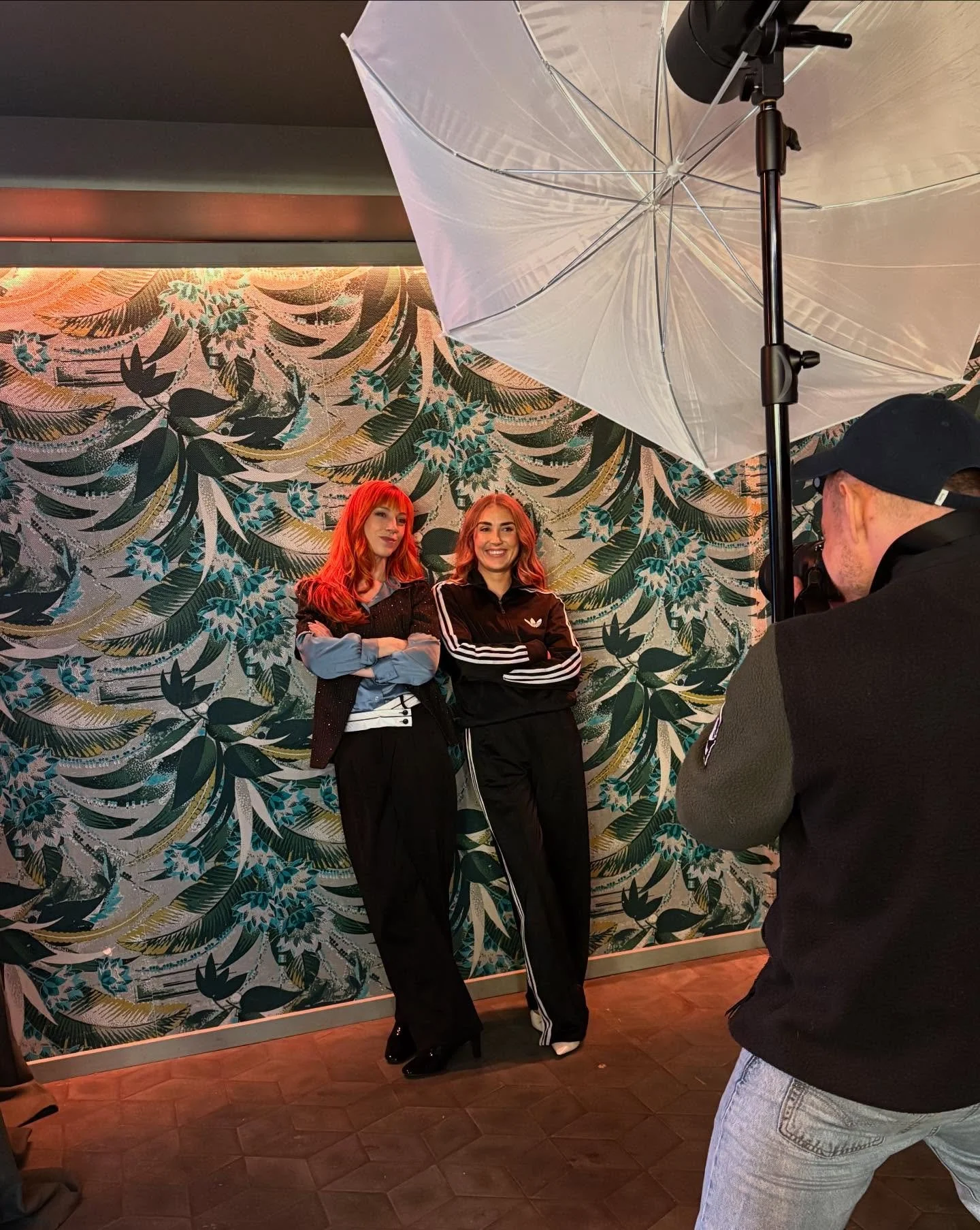 Gl&aelig;delig international kampdag til alle de sk&oslash;nne og seje kvinder derude!💓 

Vi er stolte af og hepper p&aring; alle de seje kvinder i branchen, b&aring;de dem vi samarbejder med og dem vi ser som kon-kollegaer😉

Teaser: Vi har v&aelig