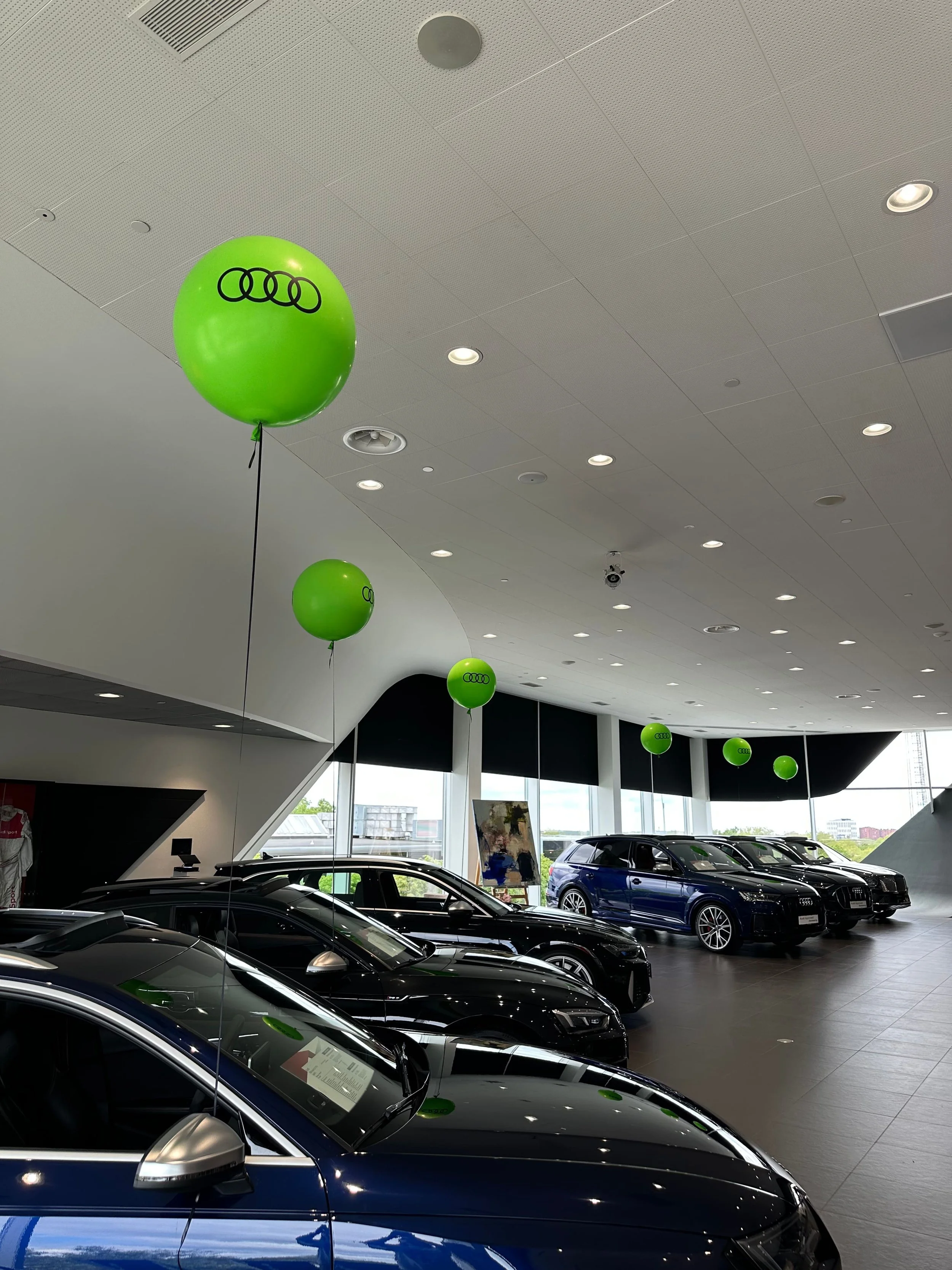 Pift- eventbureau-audi-grønnballoner.jpg