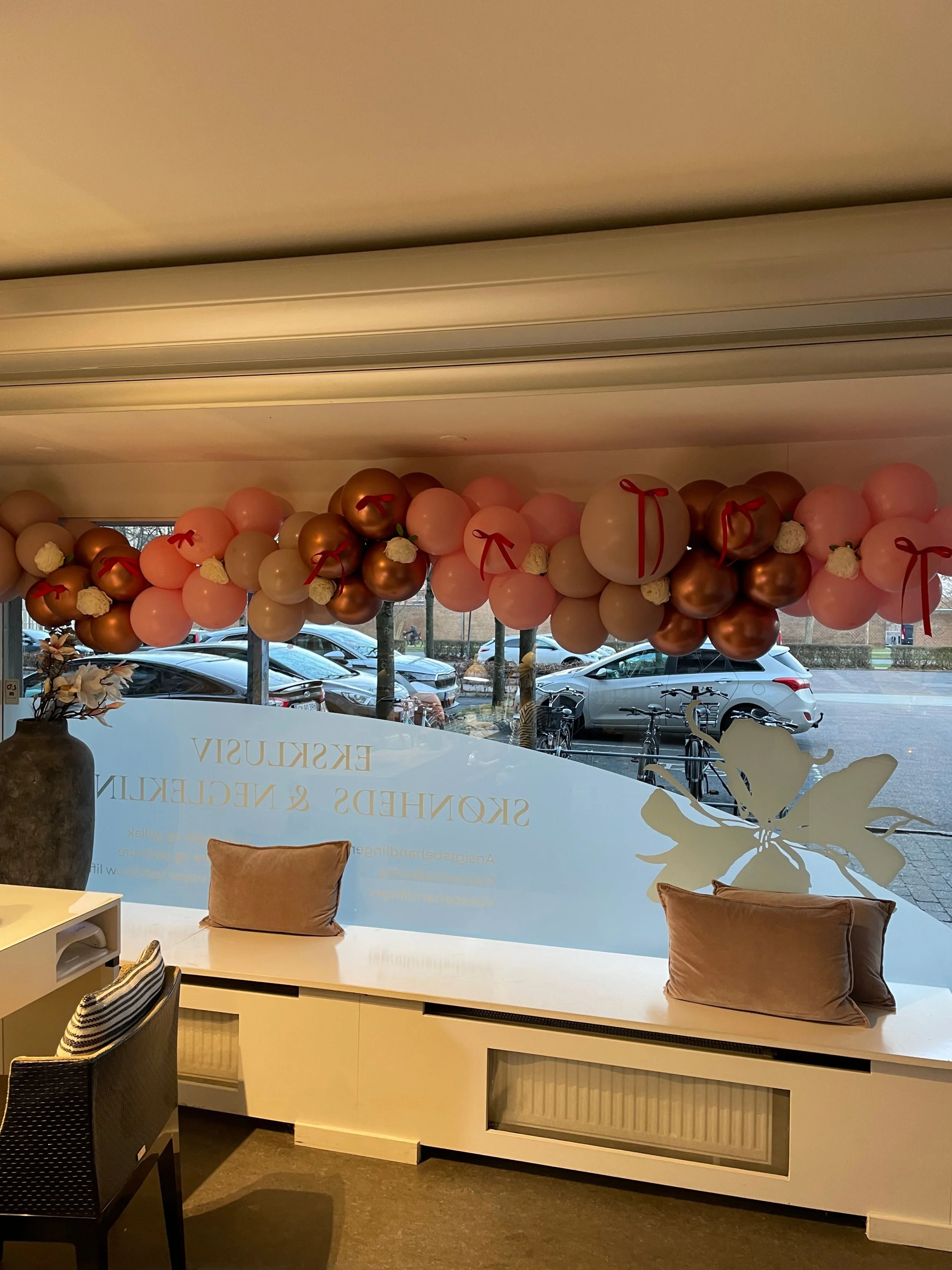 Pift-eventbureau-ballondekoration-wannashine.jpg