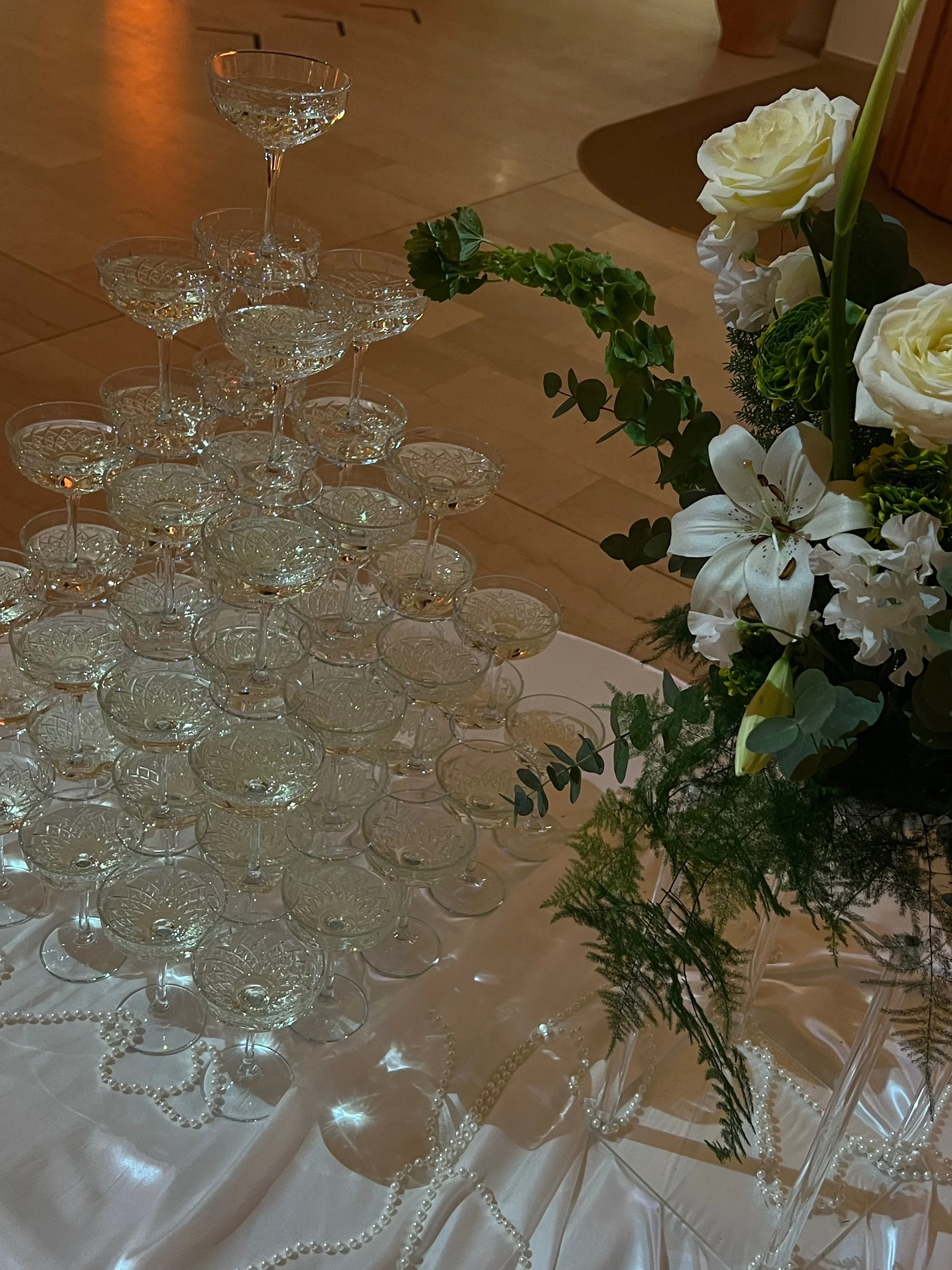 Champagnetårn til firmaevent. 1920'er fest inspireret af The Great Gatsby