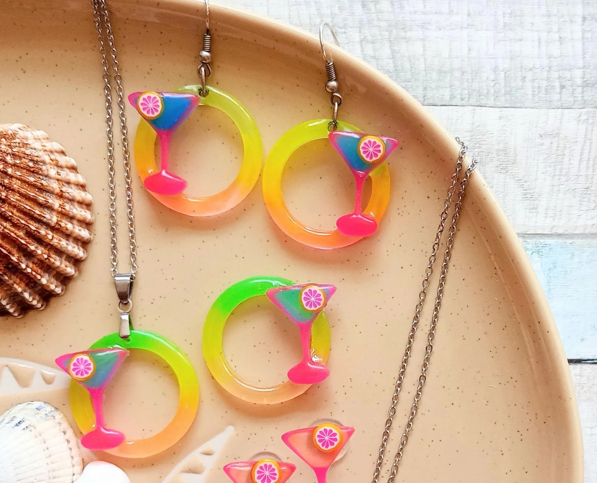 Club+Tropical+Neon+hoop+with+cocktail+glass%2C+Pendant+Necklace%2C+Brooch+Neon+Cocktail+Glass+stud+Earrings%2C+Neon+Pendant+Necklace%2C+Brooch.jpg