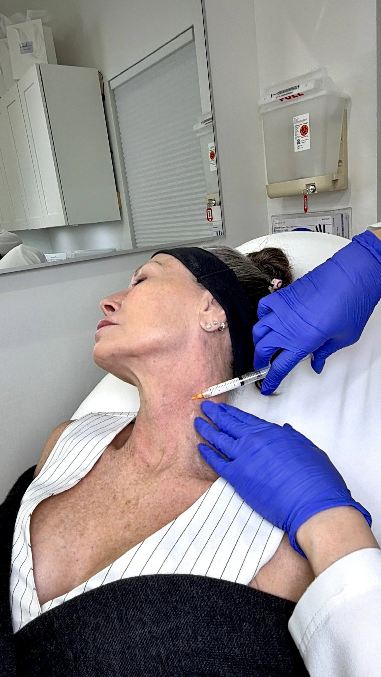 PDGF Neck Rejuvenation Treatment at Esthetic Solutions