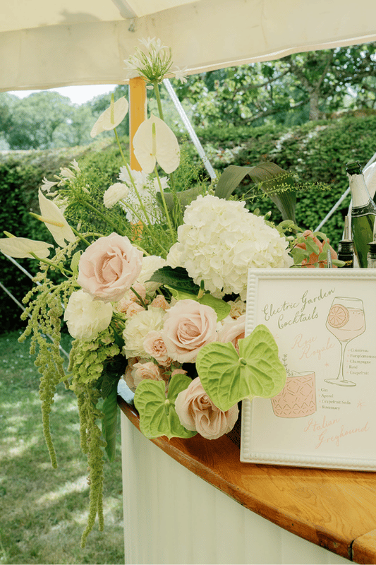 Cornwell Manor Wedding Planner - Emma Jane Weddings - Jessica Lily Photography (111).png