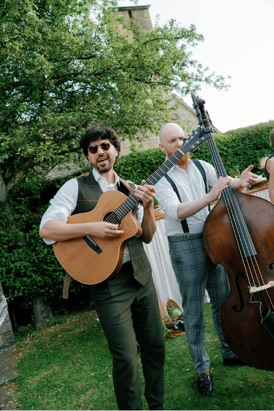 Cornwell Manor Wedding Planner - Emma Jane Weddings - Jessica Lily Photography (20).png