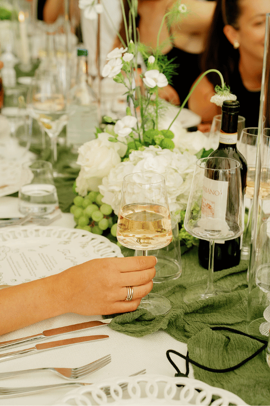 Cornwell Manor Wedding Planner - Emma Jane Weddings - Jessica Lily Photography (77).png