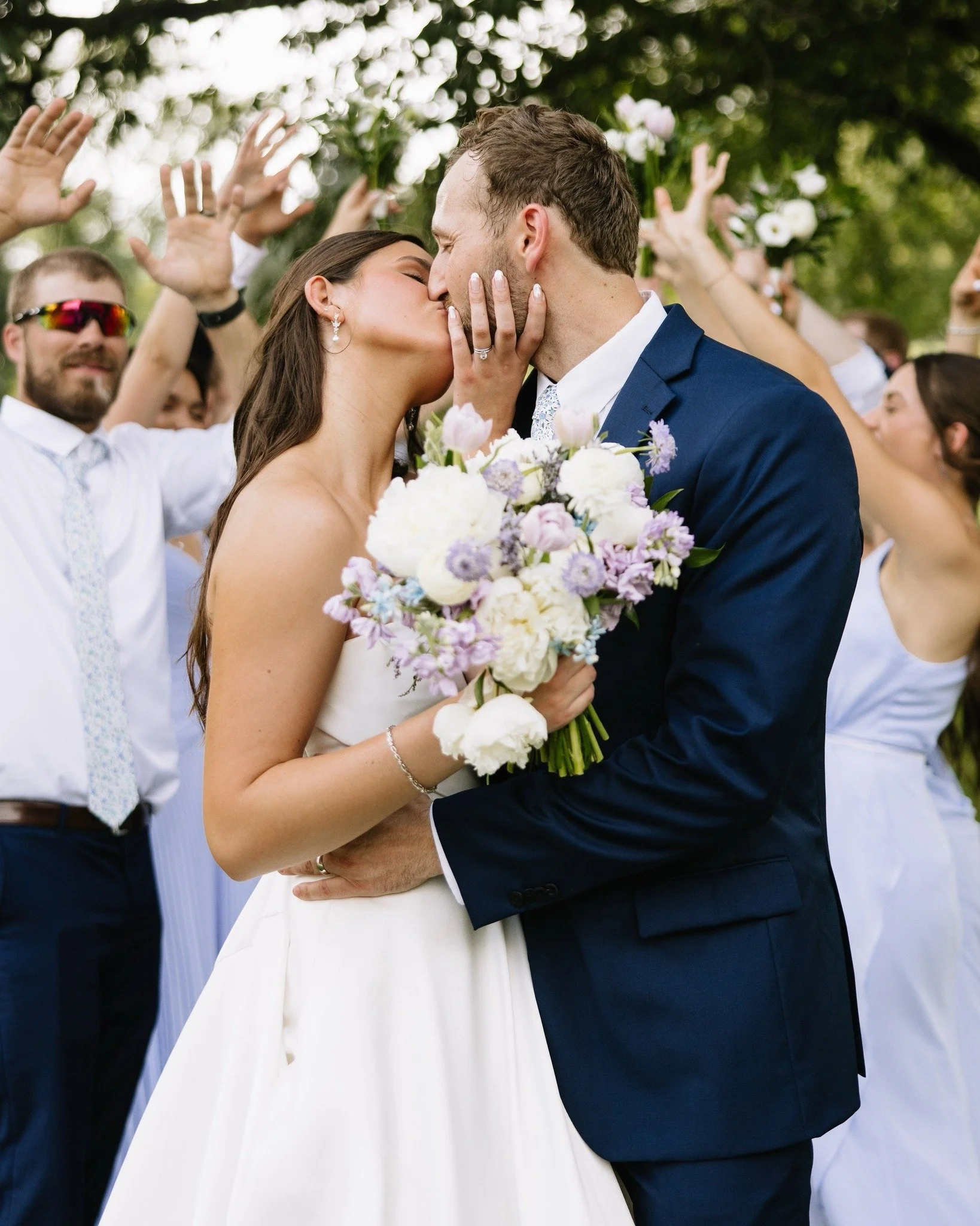 This couple and this day were an absolute dream🪻🤍 So happy for the Lammers and the most perfect celebration.

Photographer:@averiefryephotography 
Church Venue: @stwenceslaus 
Venue: @foundersonenine 
Florals: @jadenkay.designs 
H&amp;MU:  @salonfo