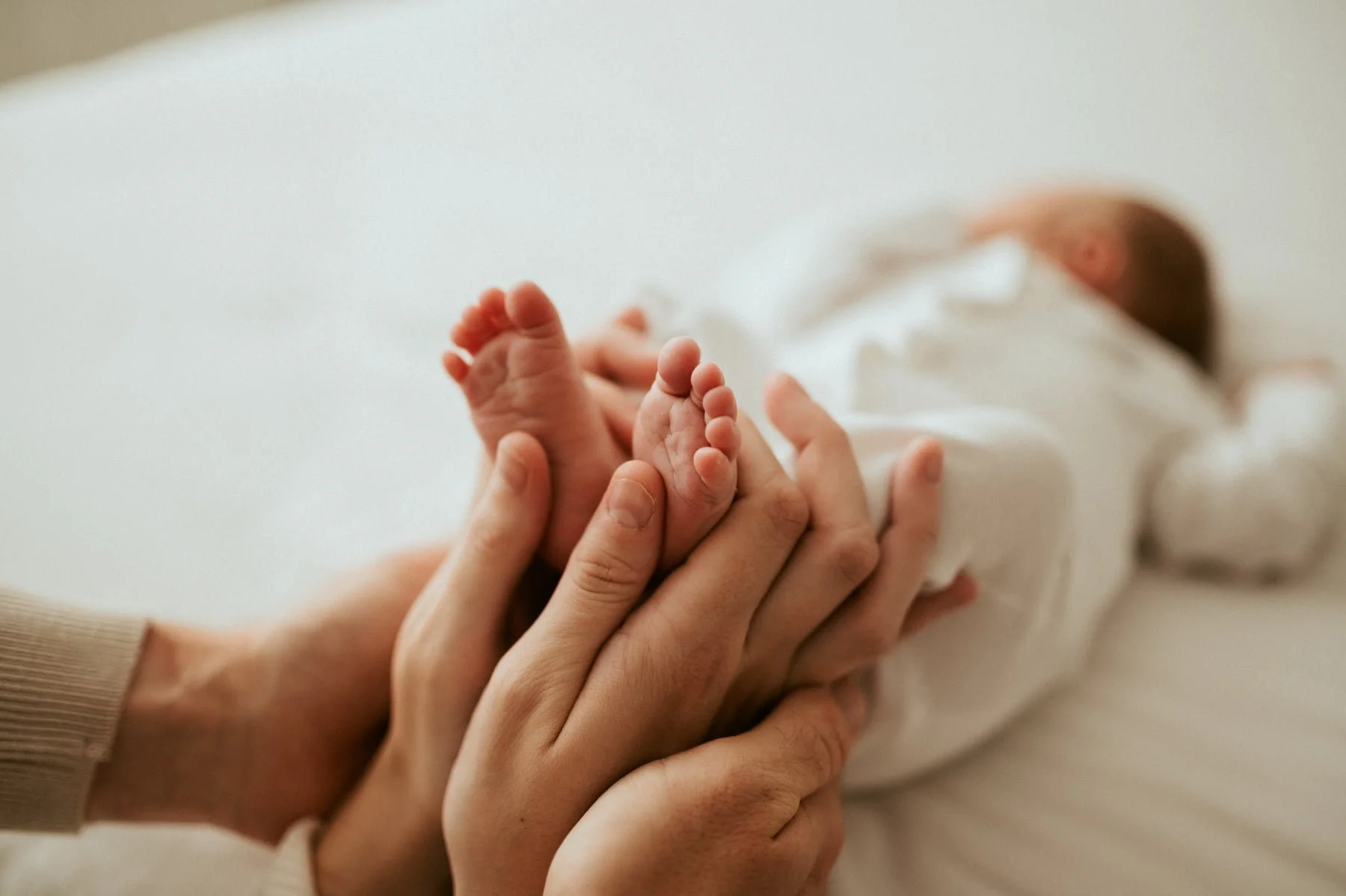 newborn photography at home south Wales