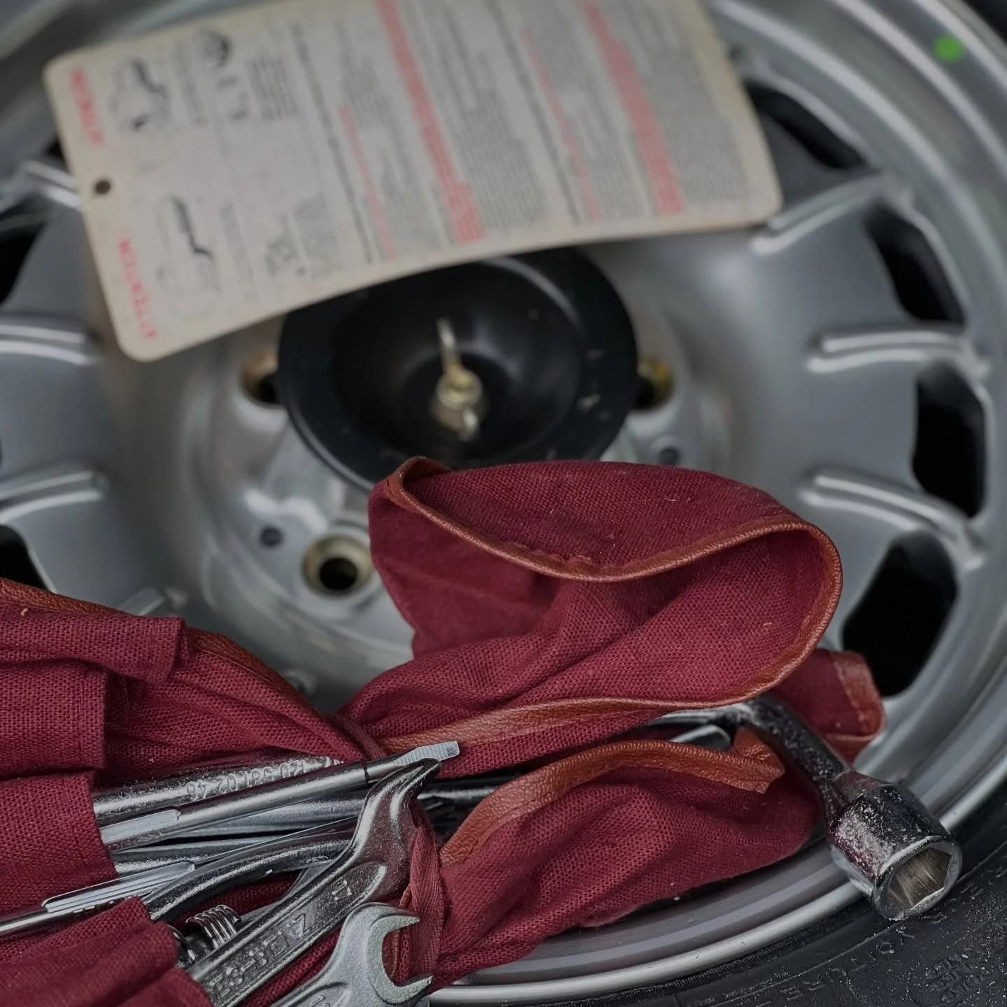 True collecting is not driven by appearance.
It is guided by provenance. 🕰️

At Avanti Imports, we preserve our classic Mercedes-Benz automobiles in their original factory specification. Each detail &mdash; from finish to configuration &mdash; forms