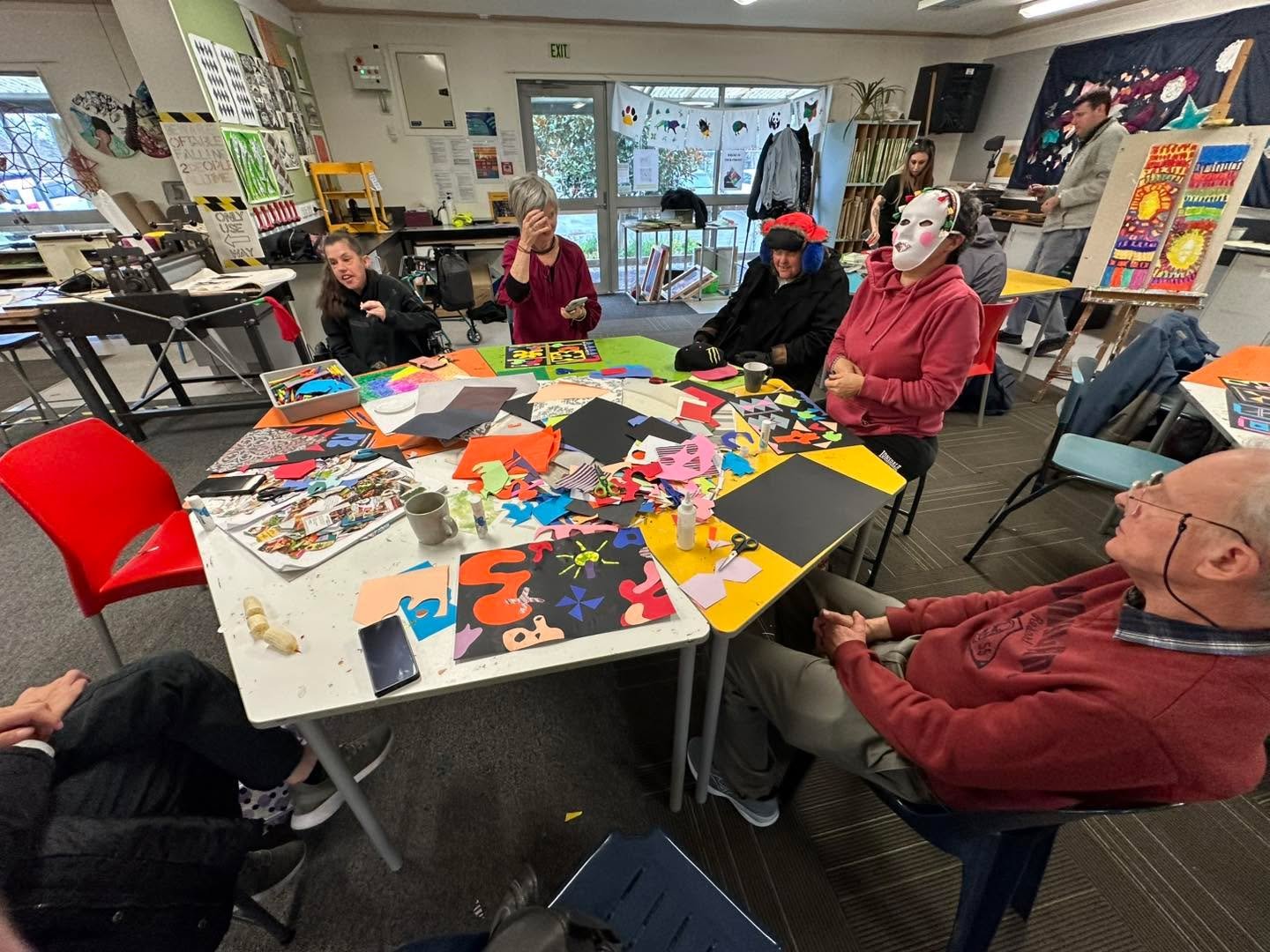 Full house in The White Room today for Darren&rsquo;s Modernist Shapes workshop