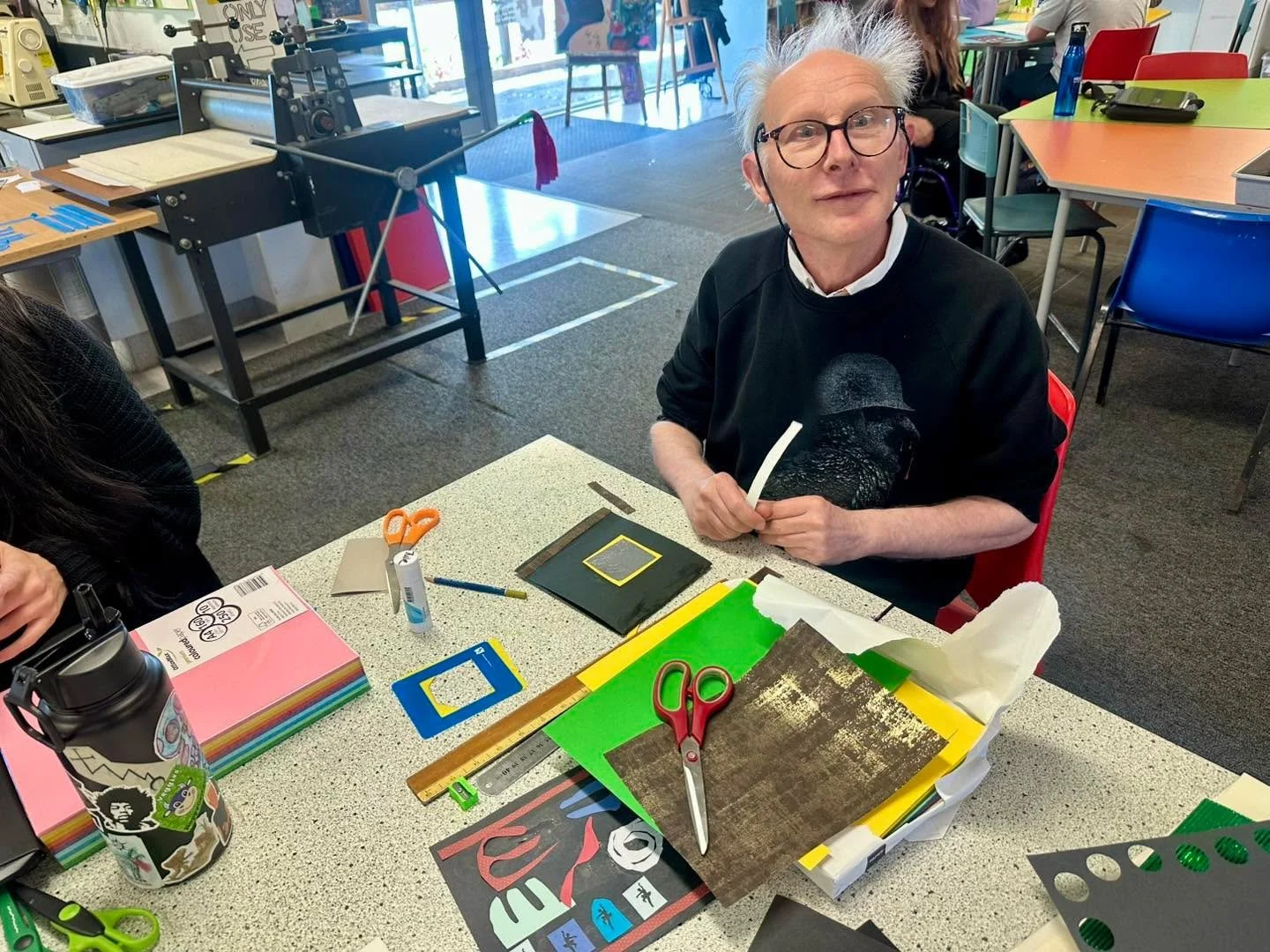 Darren preparing for his Modern Shapes workshop