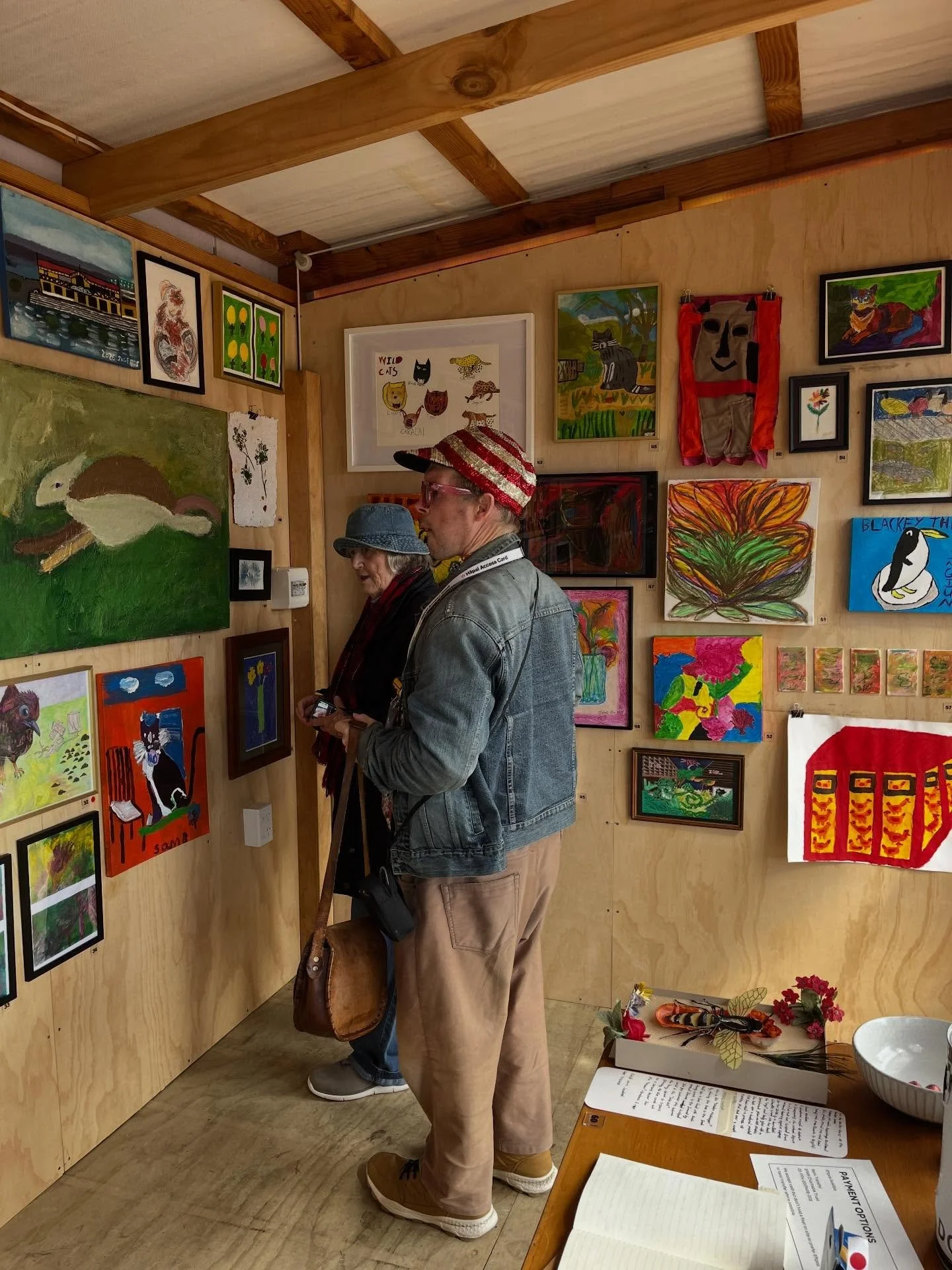 Ngā mihi @richmondcommunitygarden @riverlution_christchurch @aveburyhouse we had so much fun at the Richmond Gala on Saturday! 

The Gala was an awesome community event and a special chance to open our first group show of the year. Our nature exhibit