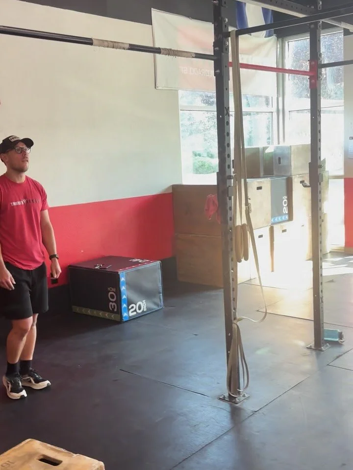 It was either the drills and cues, or the backwards hat 🧢? I&rsquo;m guessing it was the hat. 🤷🏻&zwj;♂️ 😎 congrats @reidcowan on your first bar muscle up 💪 💥