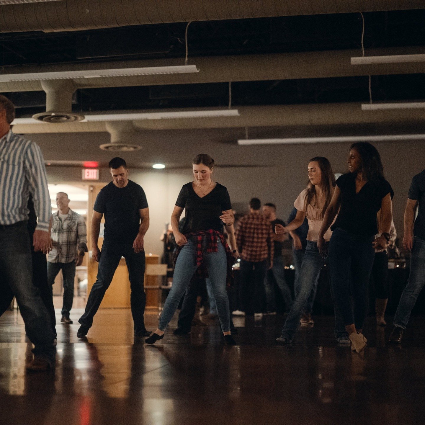 Thank you to Waneka Photography for capturing the fun from the dance and dessert night! Check out all the photos at 

https://wanekaphotography.pixieset.com/trinityfitness/